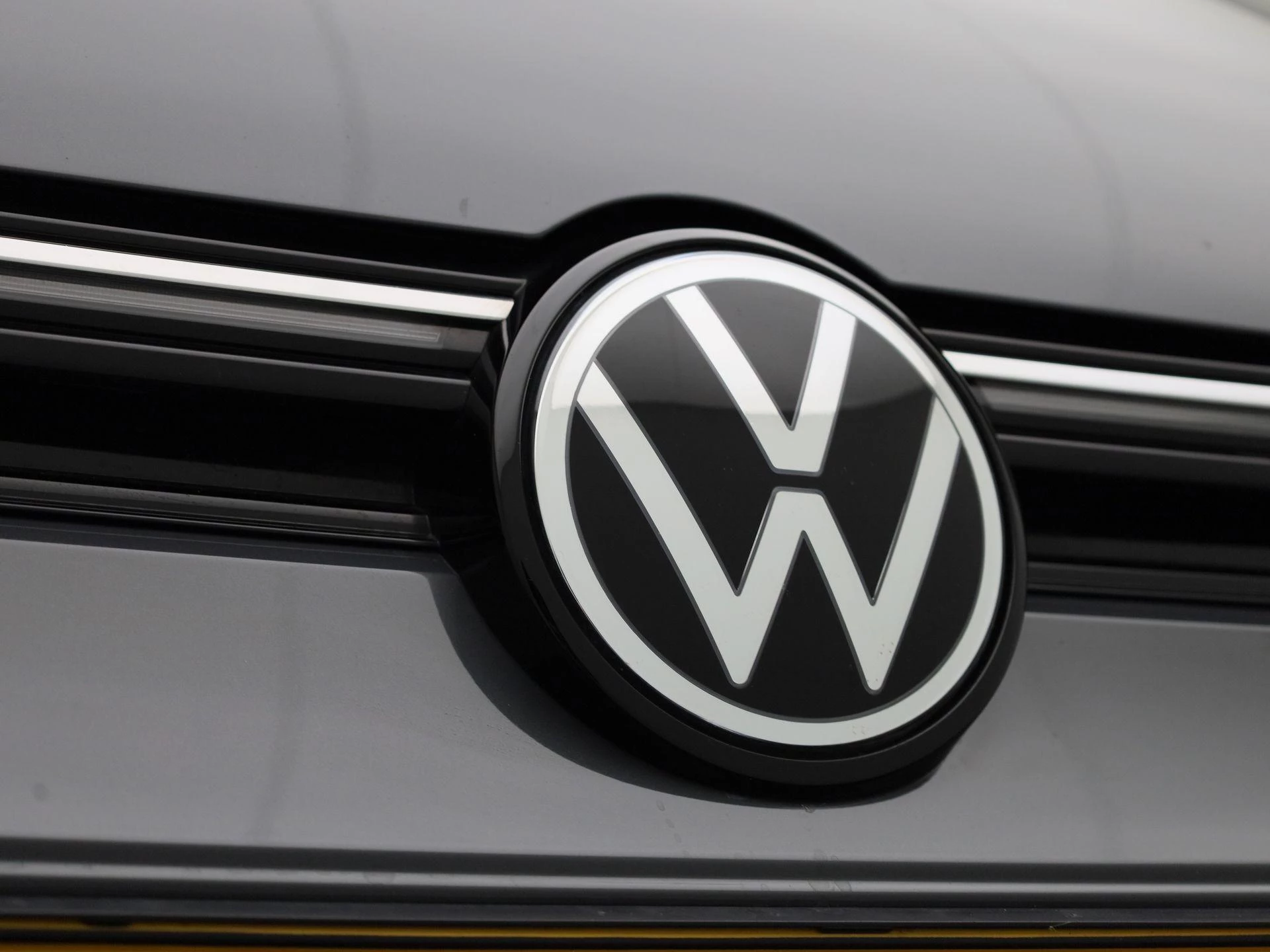 Volkswagen-Golf-image-40