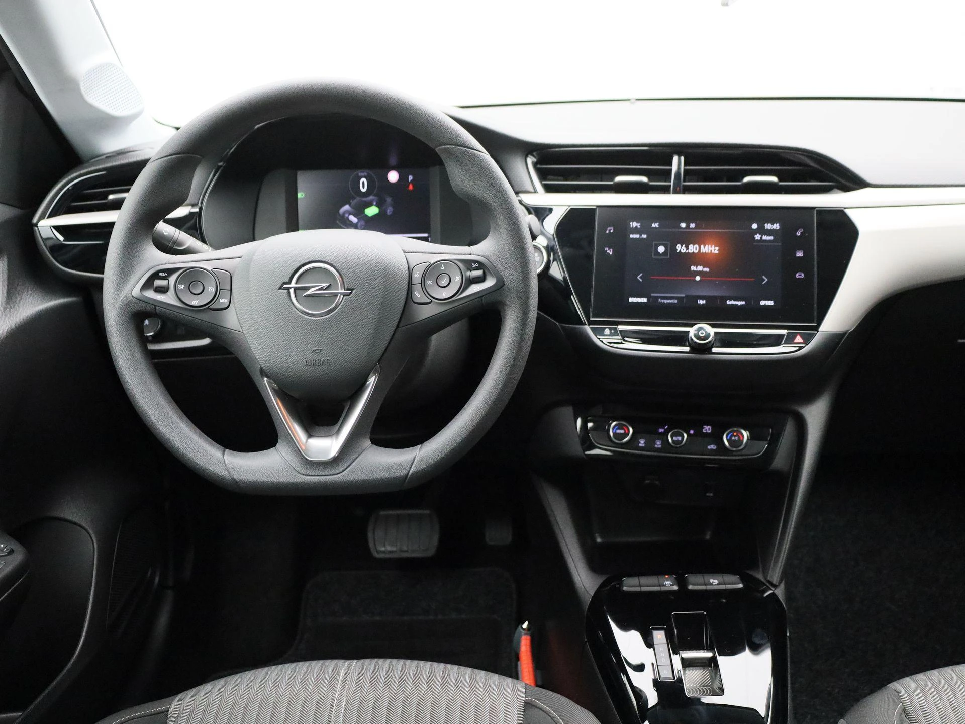 Opel-Corsa-e-image-6