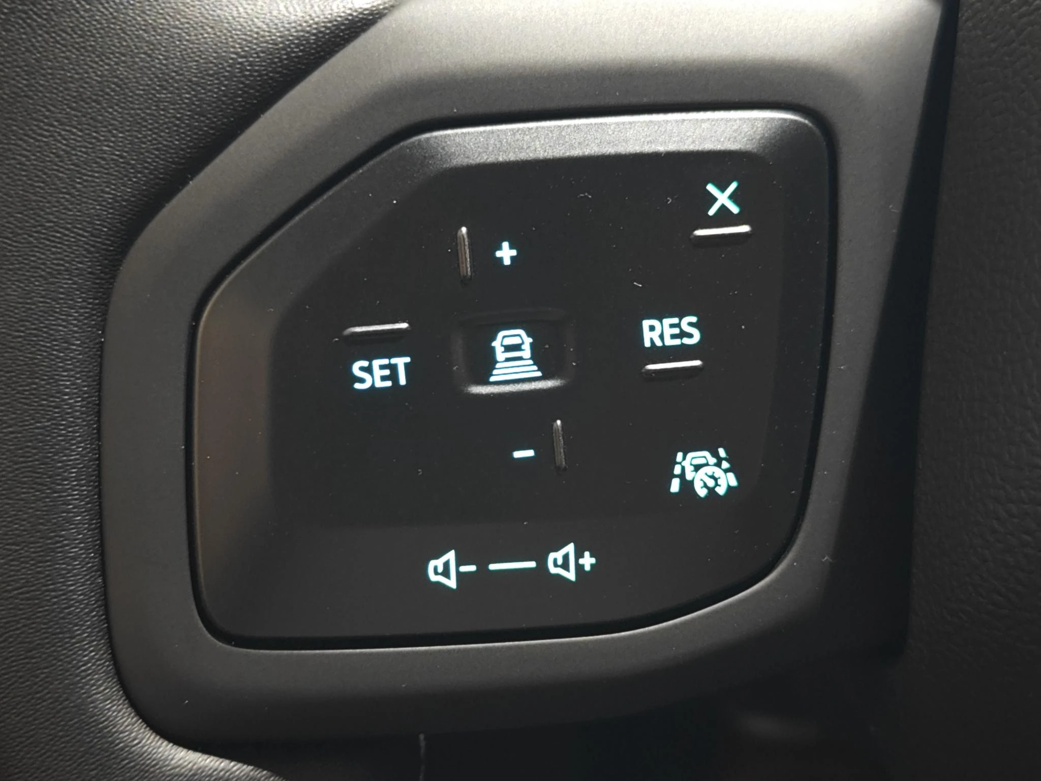 Ford-Explorer-image-15
