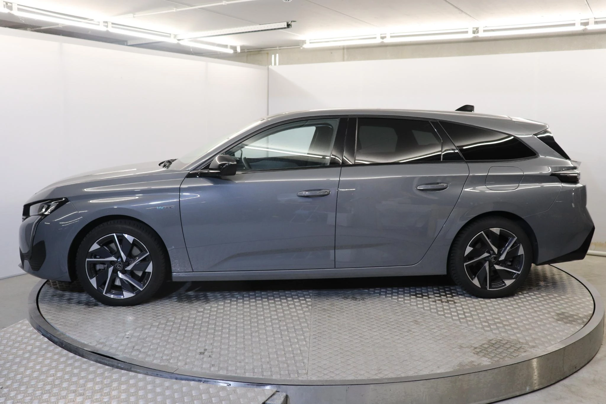 Peugeot-308-image-2