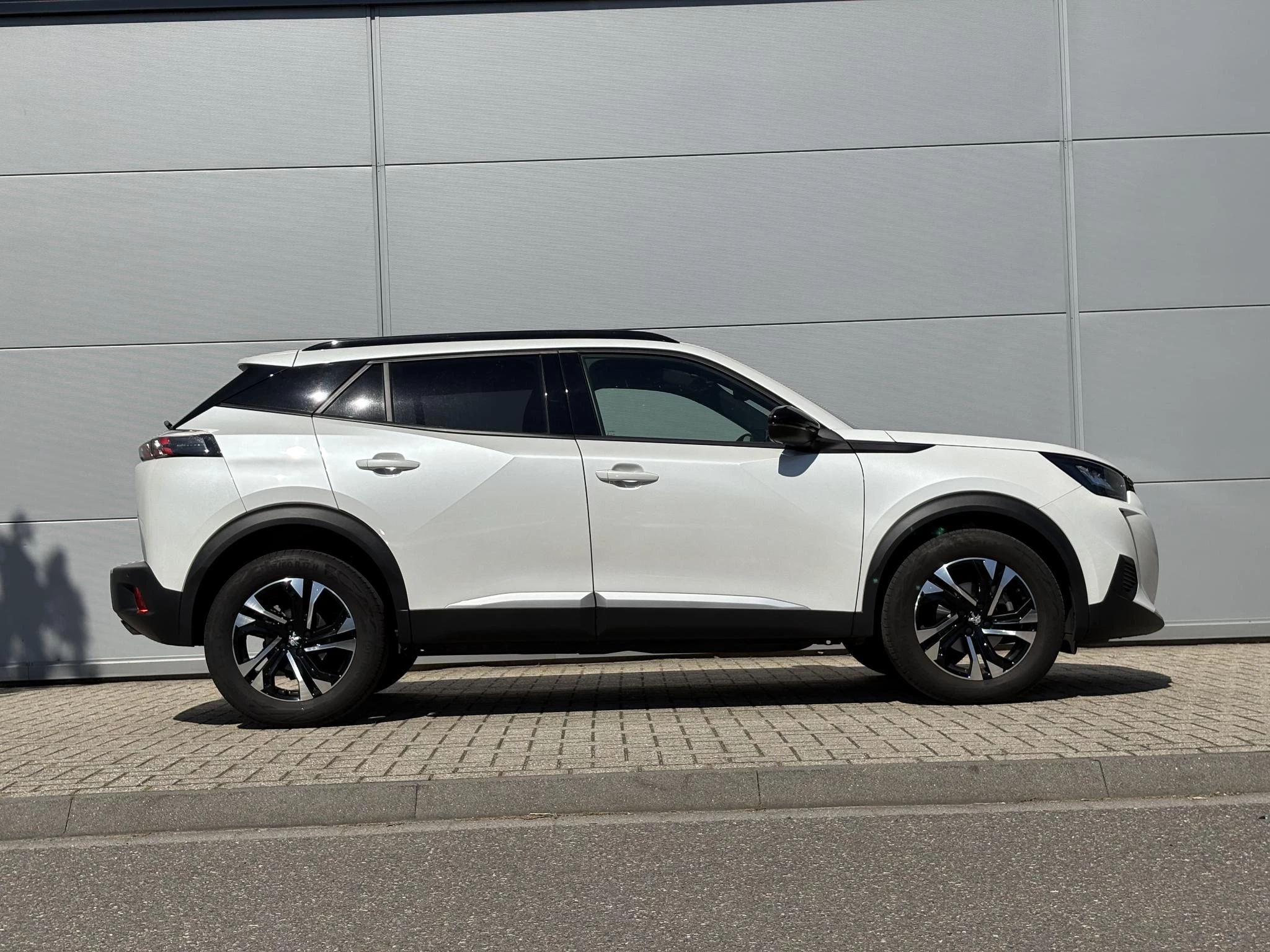 Peugeot-2008-image-6