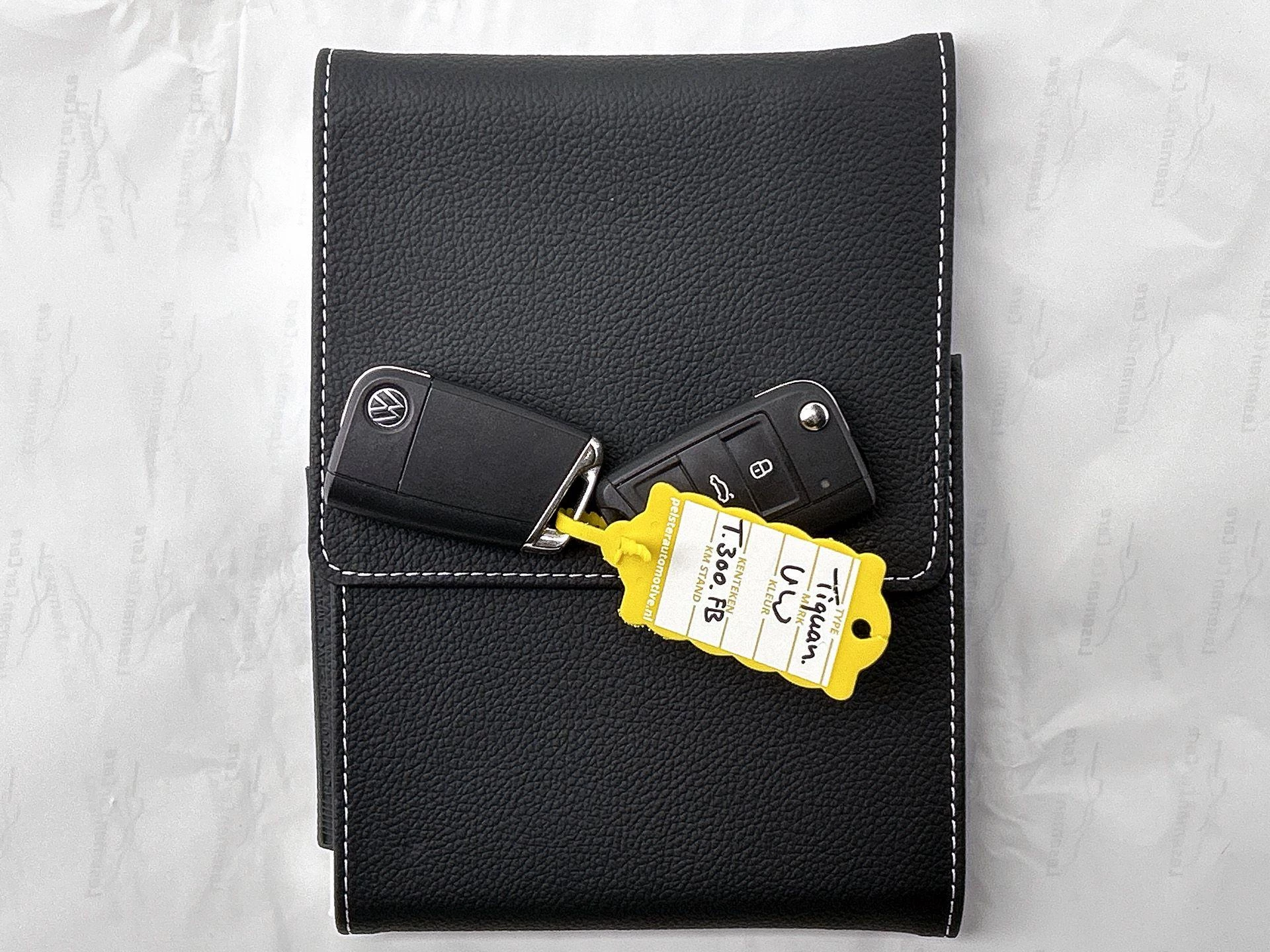 Volkswagen-Tiguan-image-32