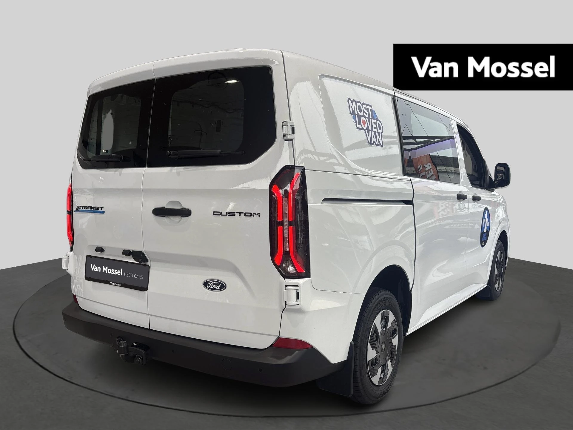 Ford-E-Transit Custom-image-3