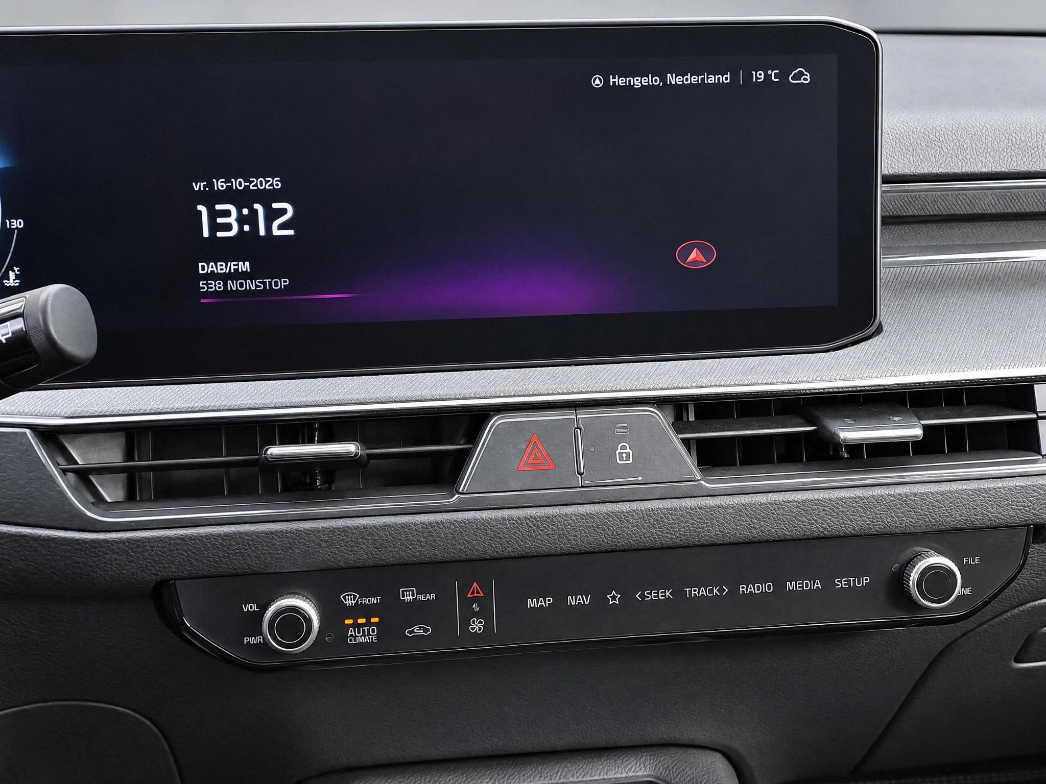 Kia-Stonic-image-11