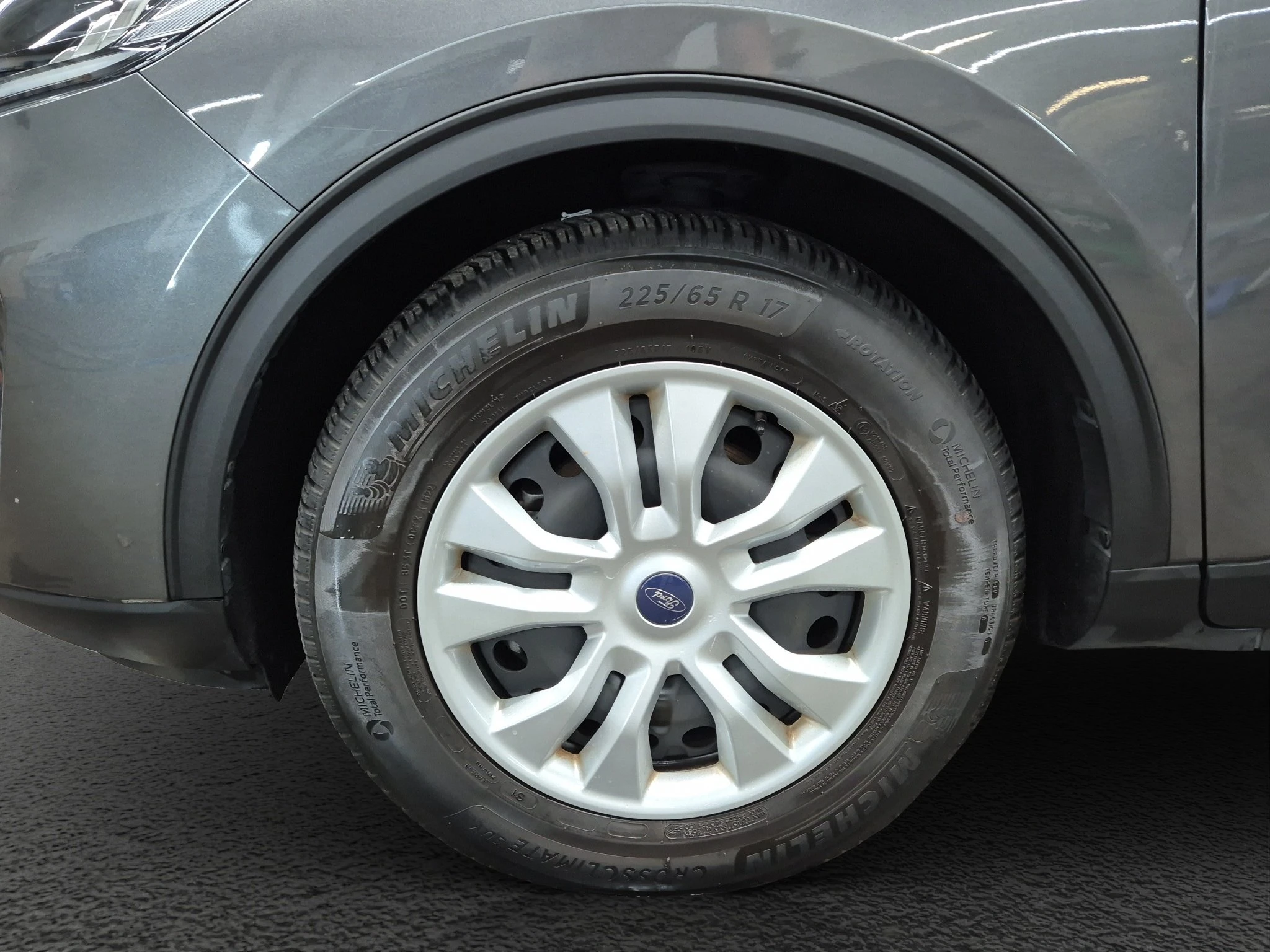 Ford-Kuga-image-8