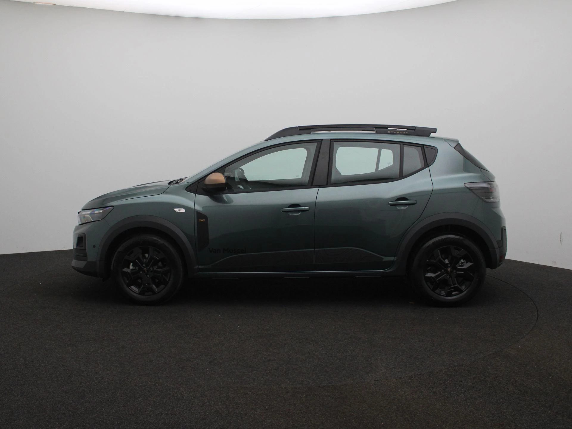 Dacia-Sandero Stepway-image-3