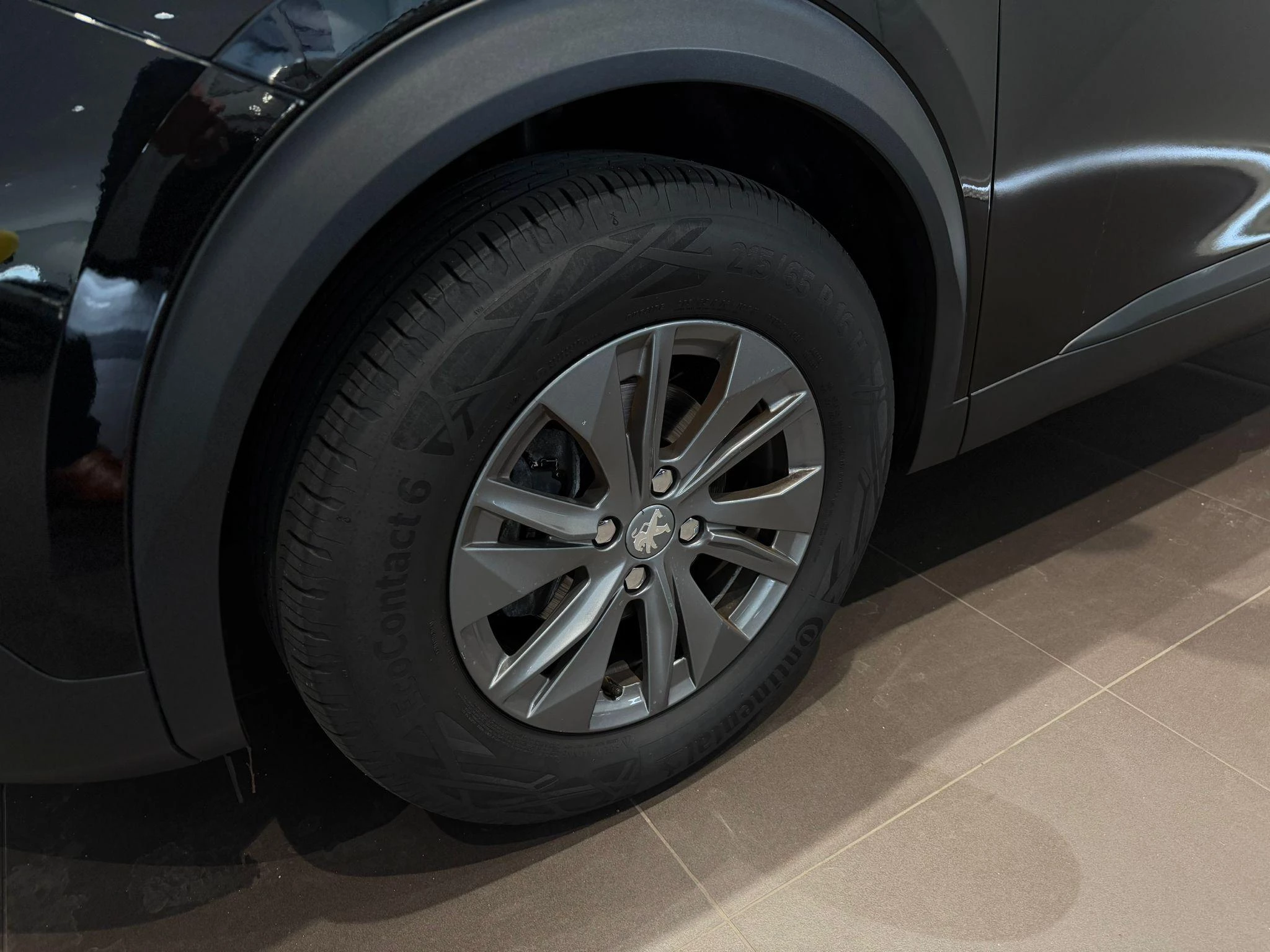 Peugeot-2008-image-10