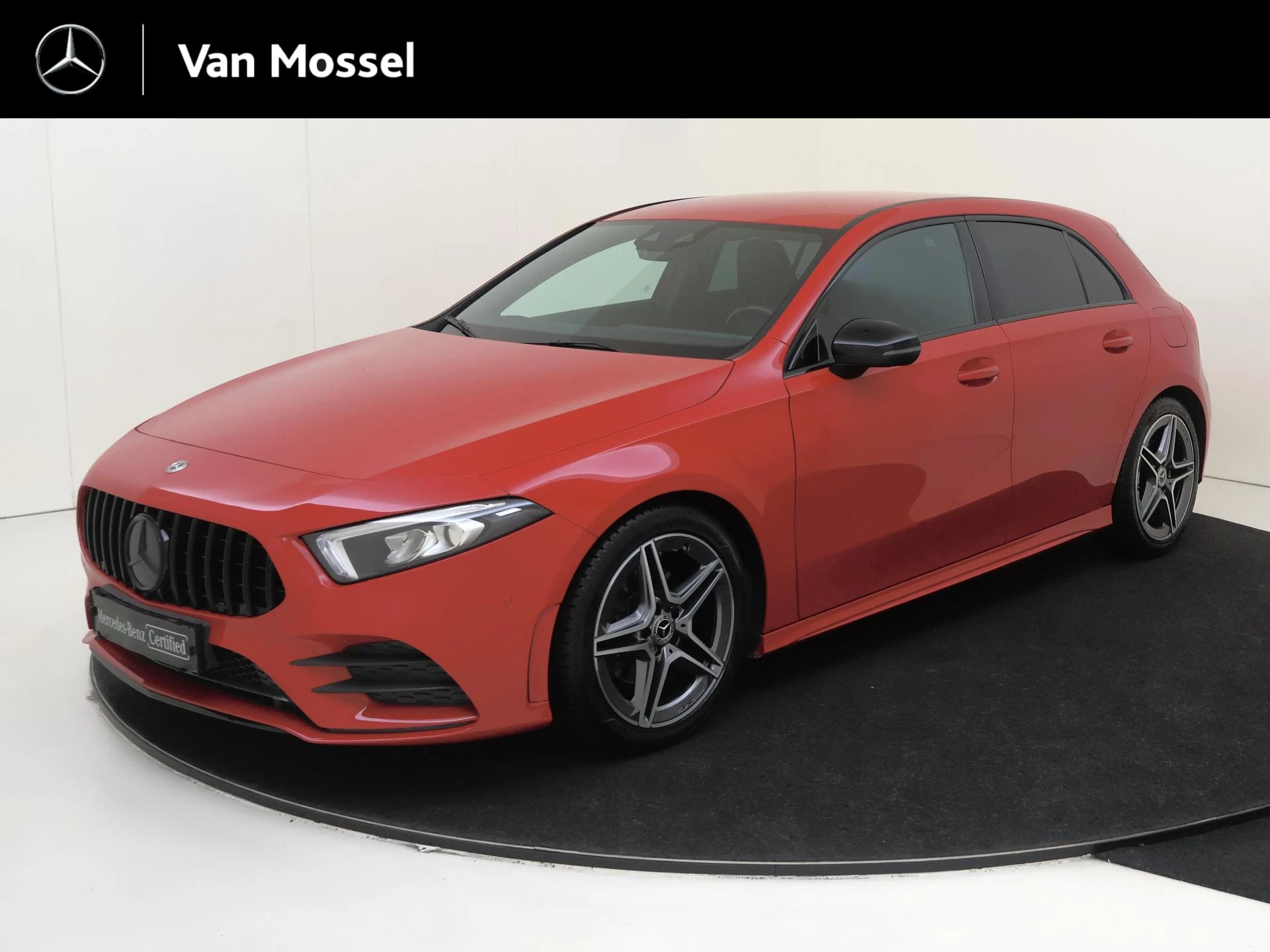 Mercedes-Benz-A-Klasse-image-0