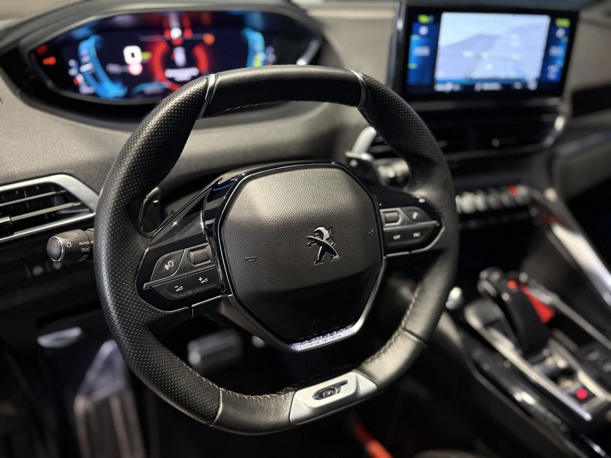 Peugeot 3008 1.6 HYbrid 225 GT