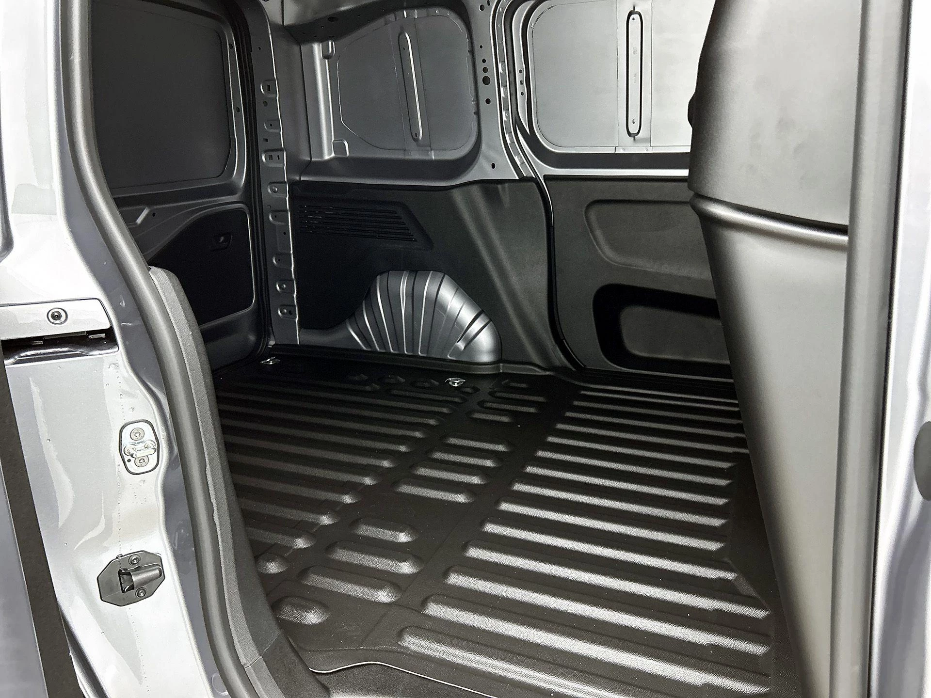 Opel-Combo-e-image-26