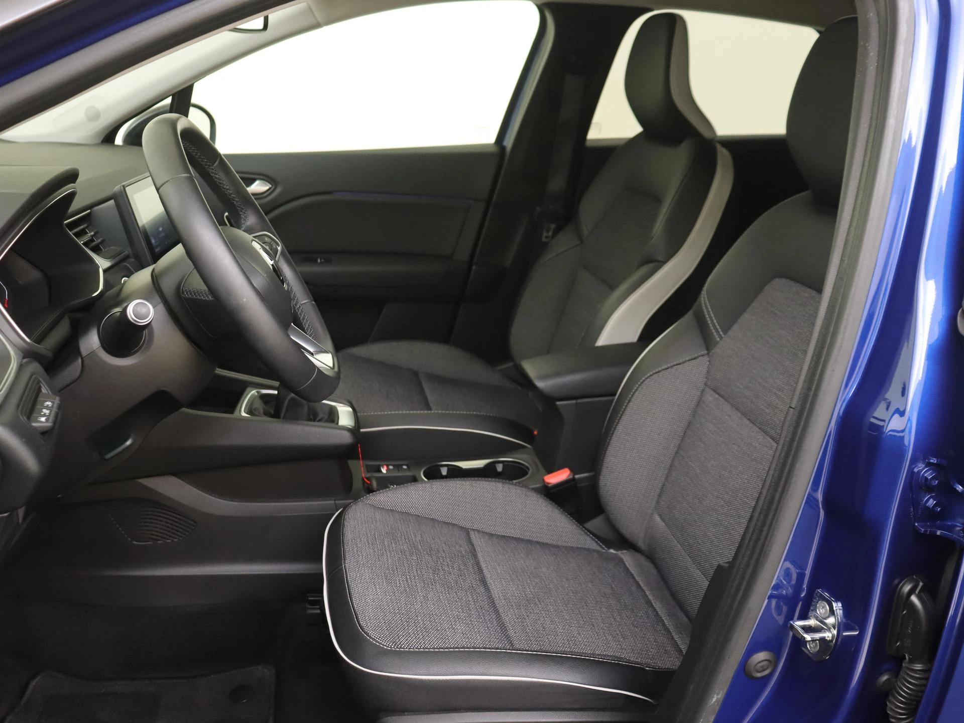 Renault-Captur-image-14