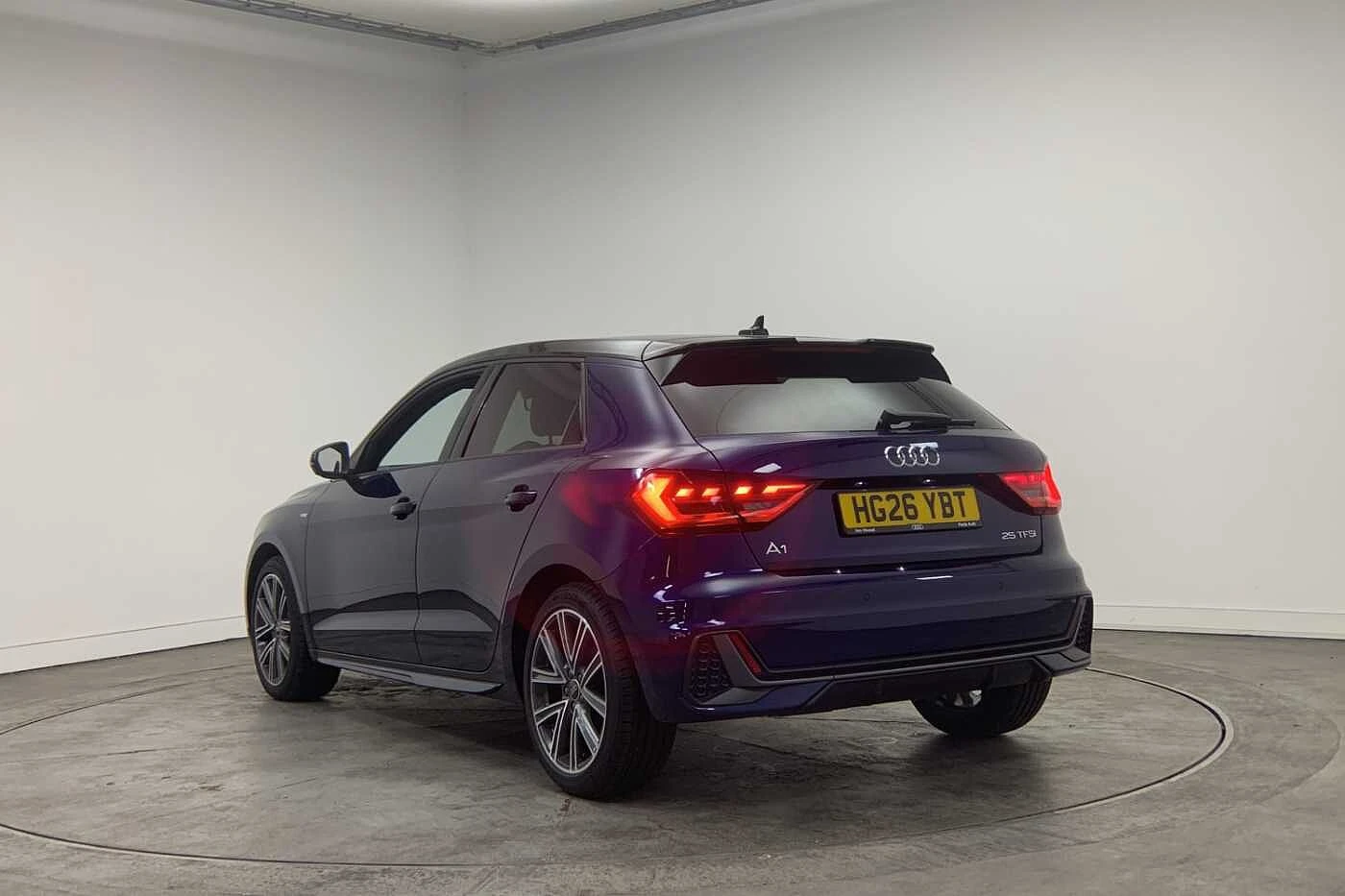 Audi-A1 Sportback-image-2