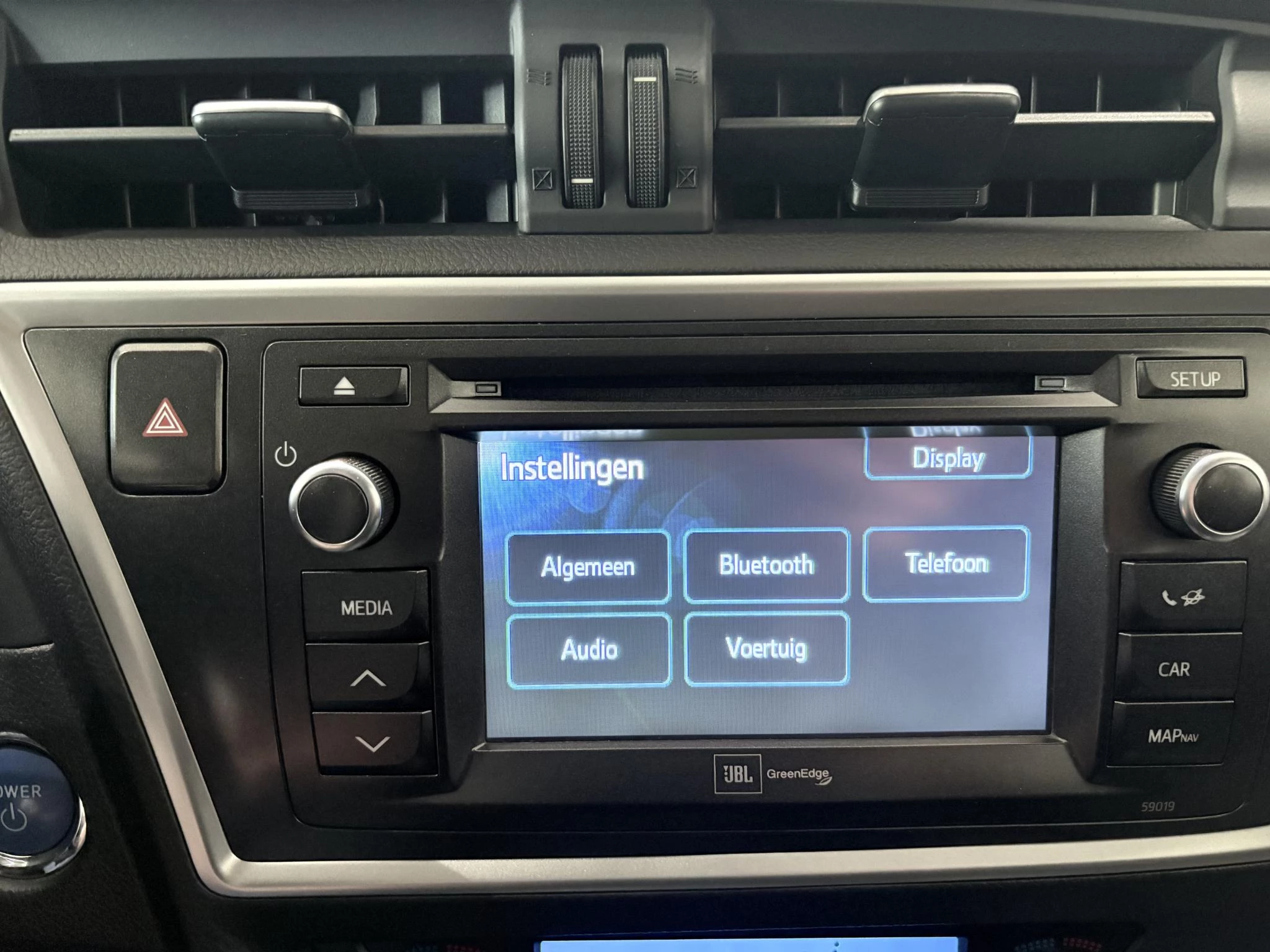 Toyota-Auris-image-22