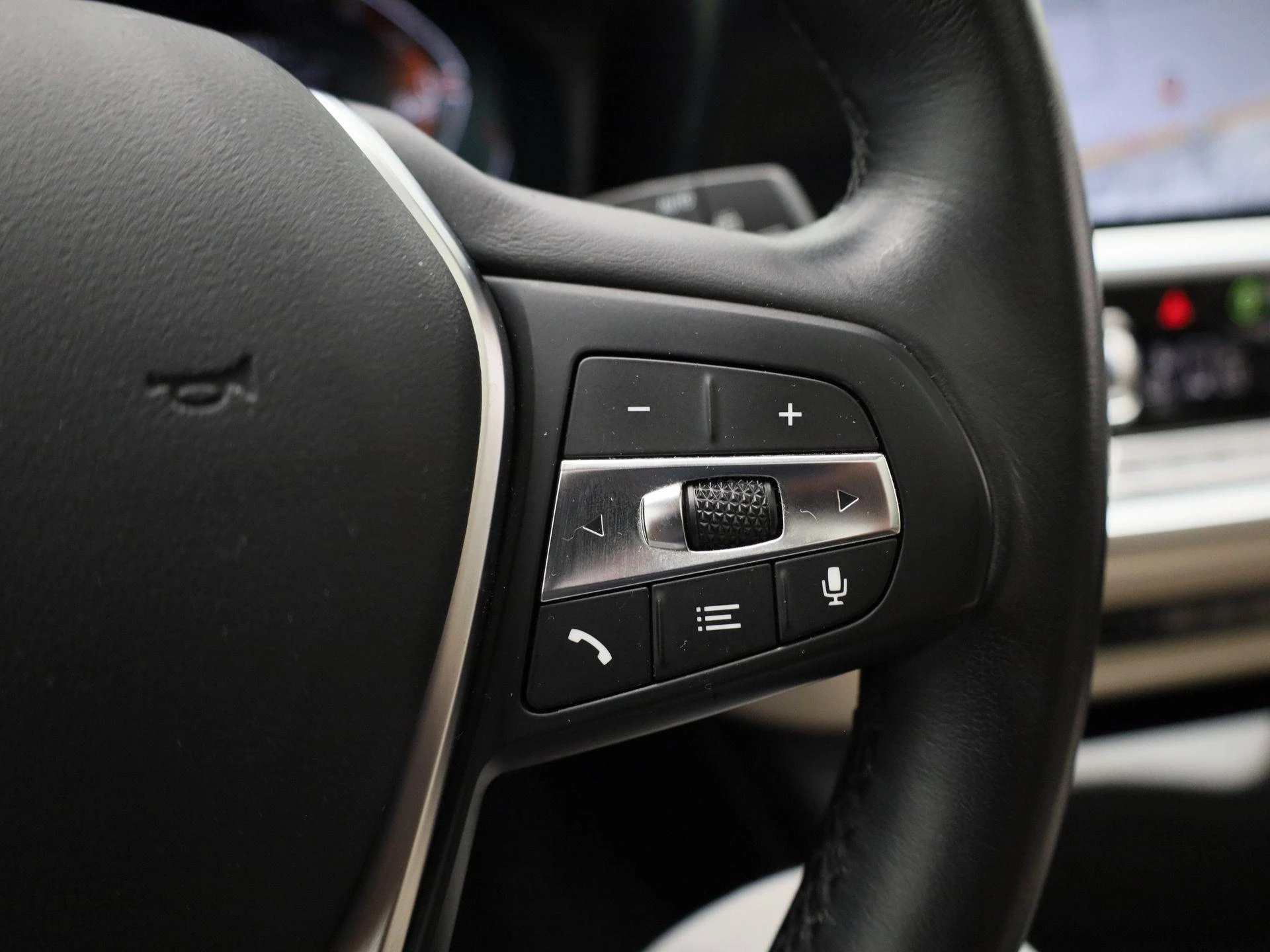 BMW-3 Serie-image-19