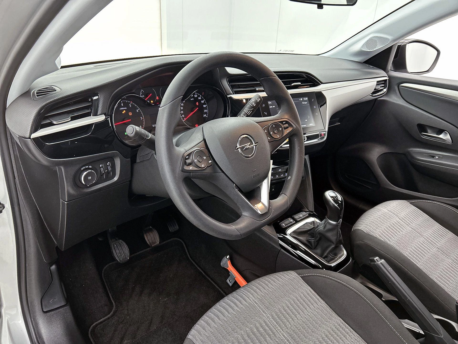 Opel-Corsa-image-10