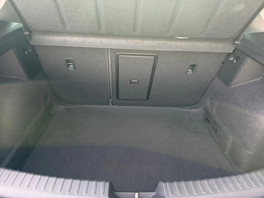 SEAT-Leon-image-12