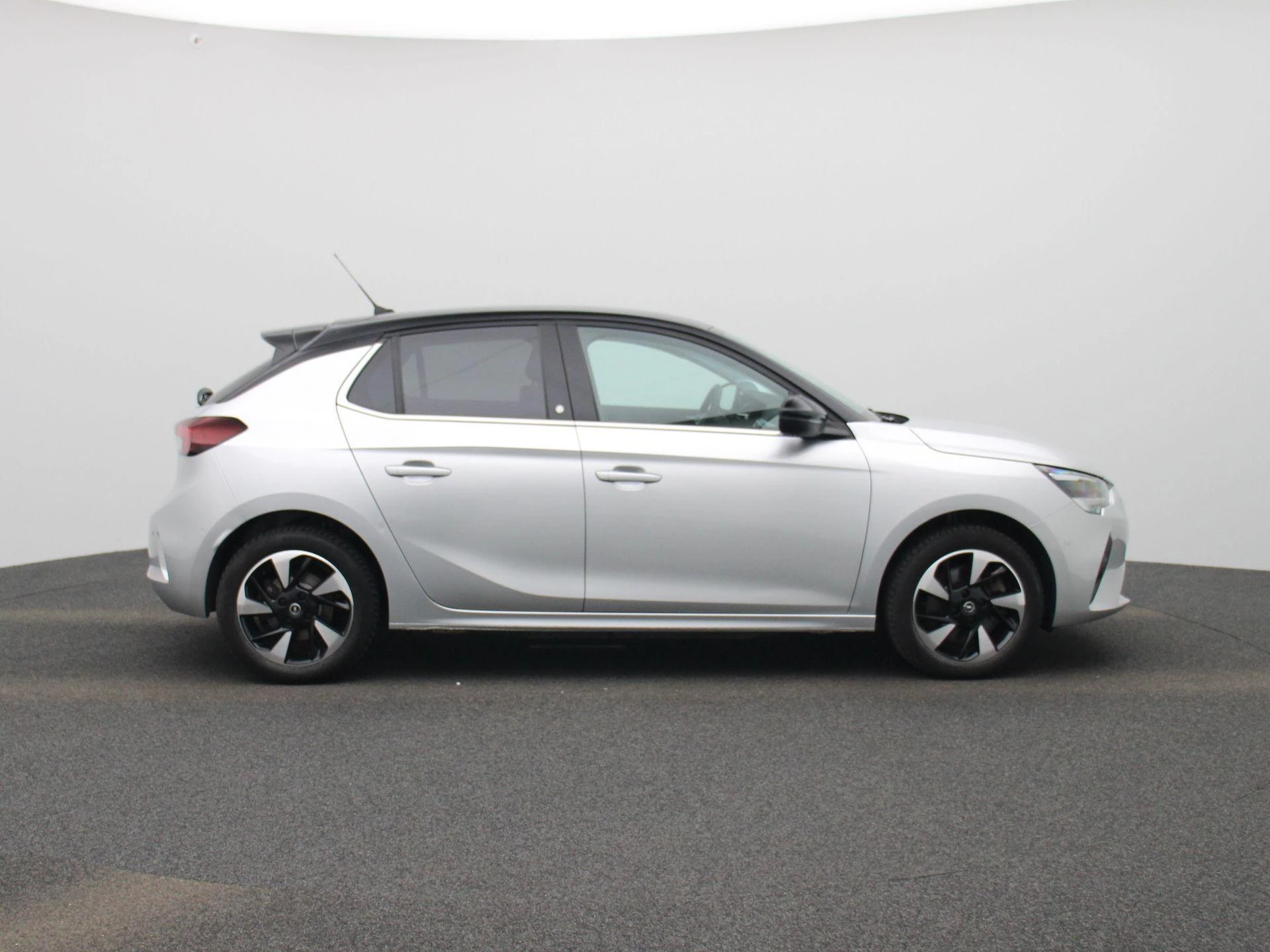 Opel-Corsa-e-image-5