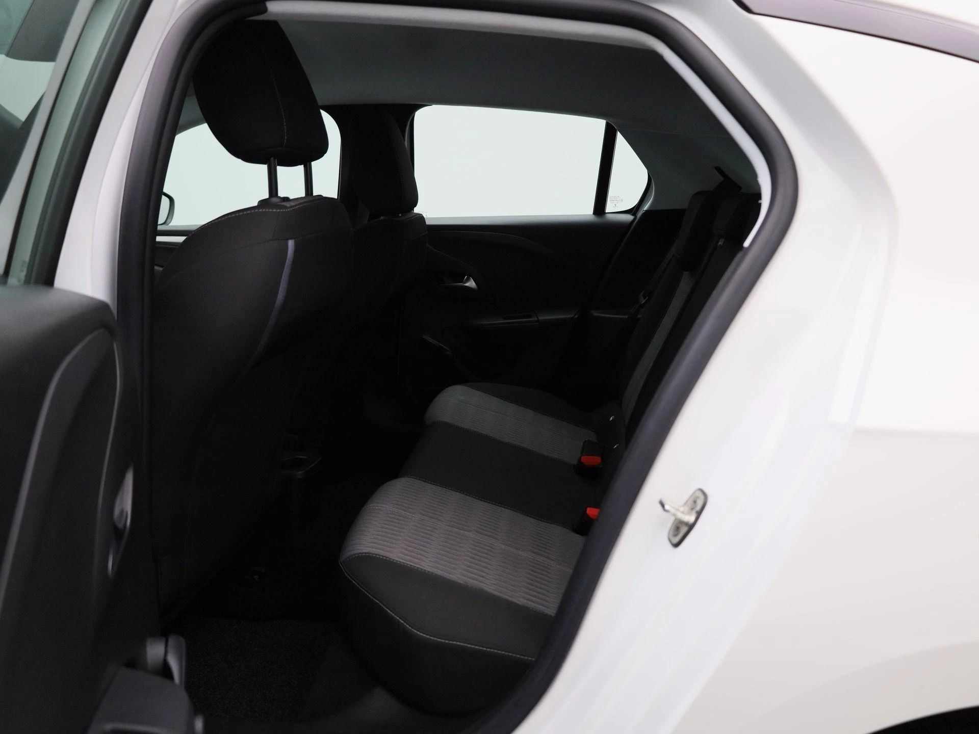 Opel-Corsa-image-9