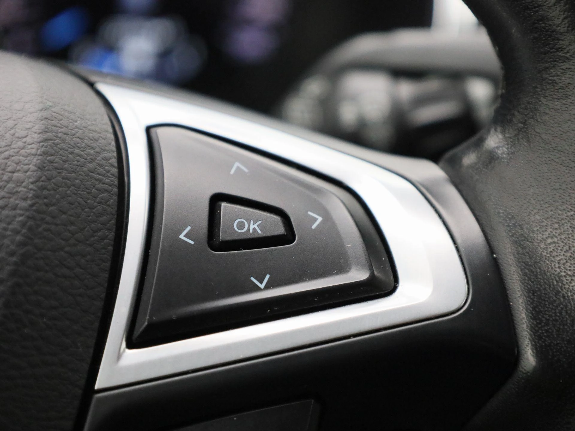Ford-S-Max-image-29