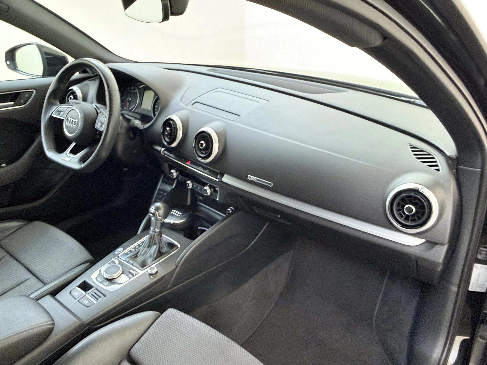 Audi-A3-image-4