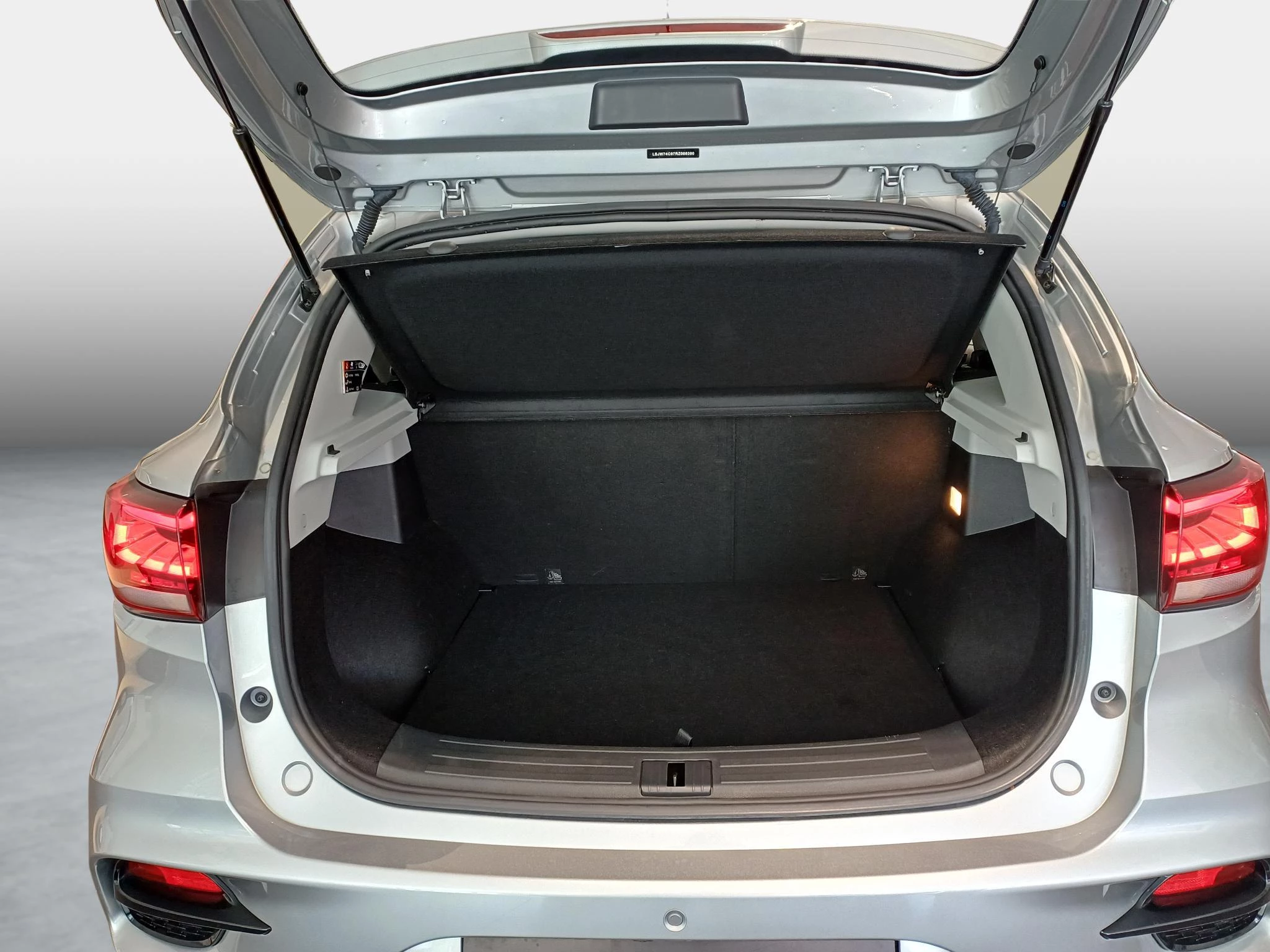 MG ZS Luxury