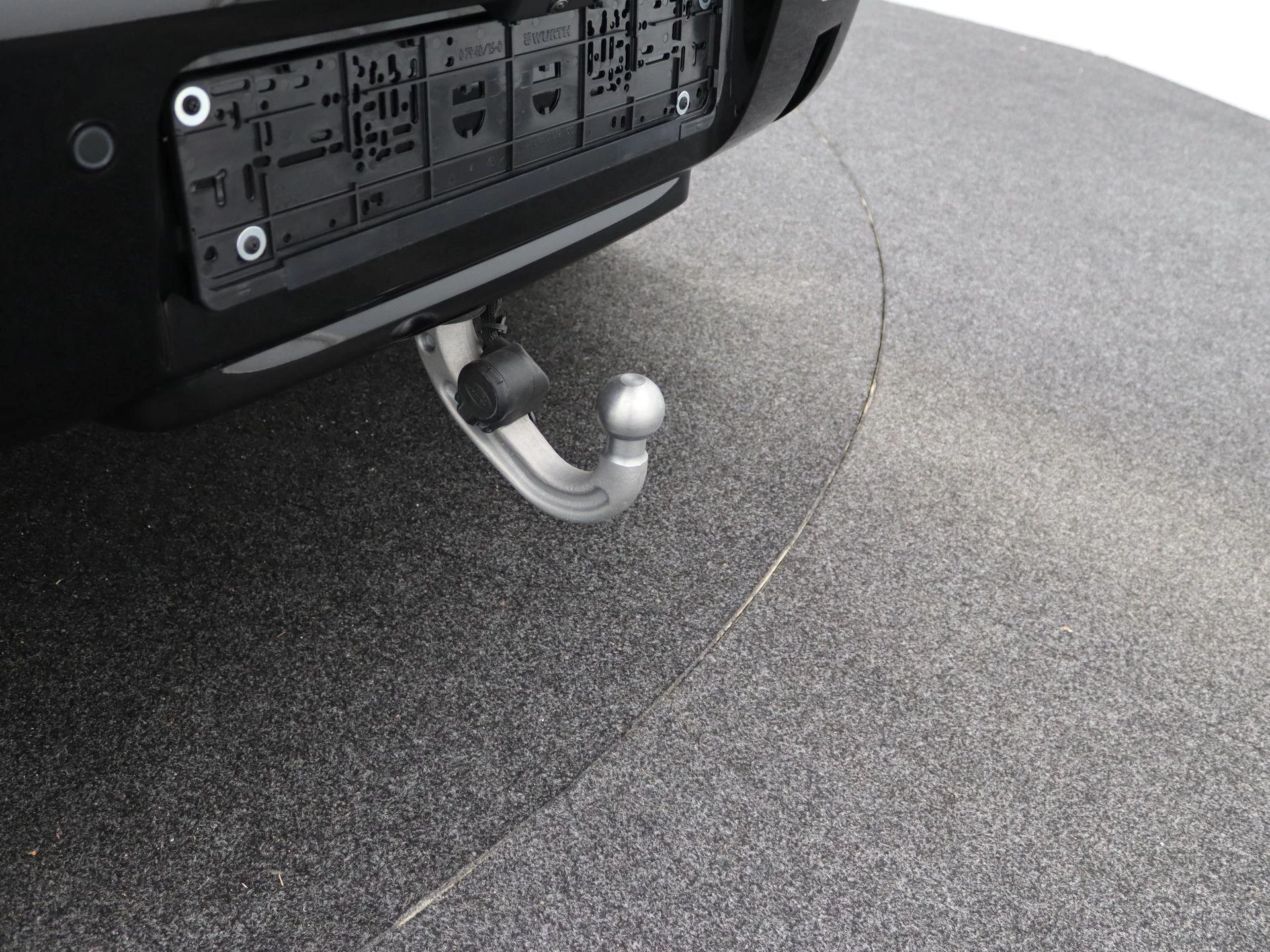 Land Rover-Defender-image-41