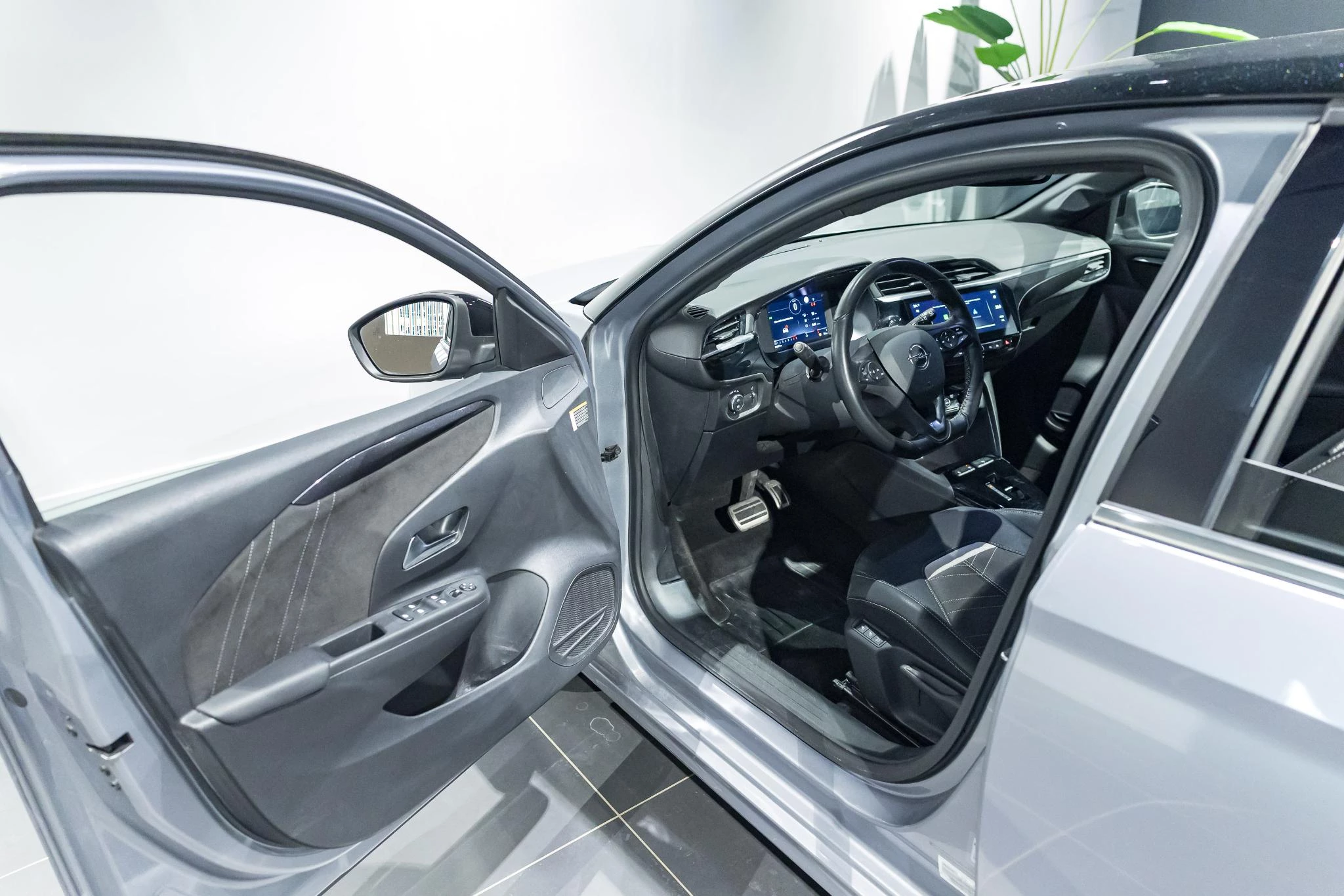 Opel-Corsa-image-20