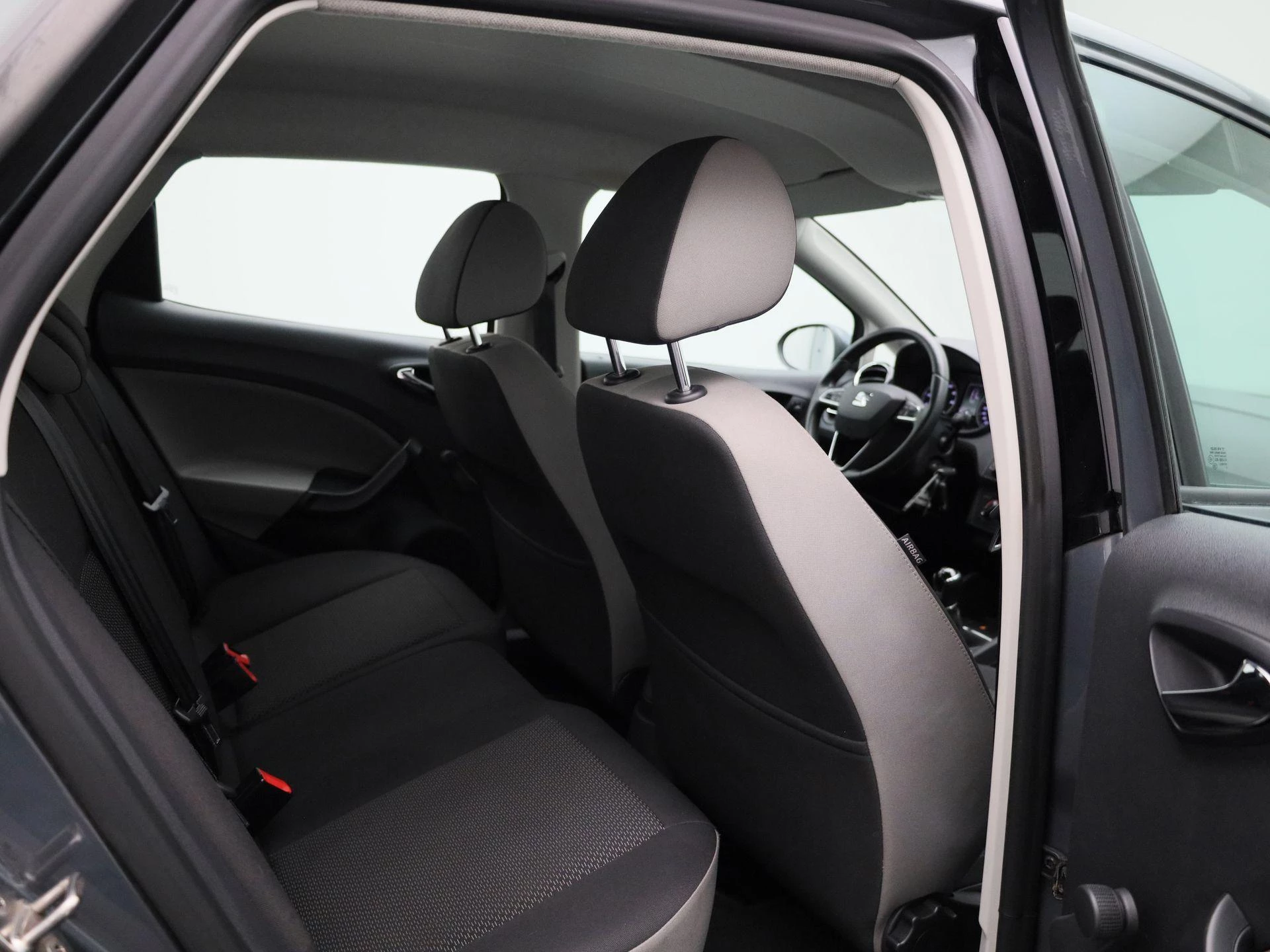 SEAT-Ibiza-image-30
