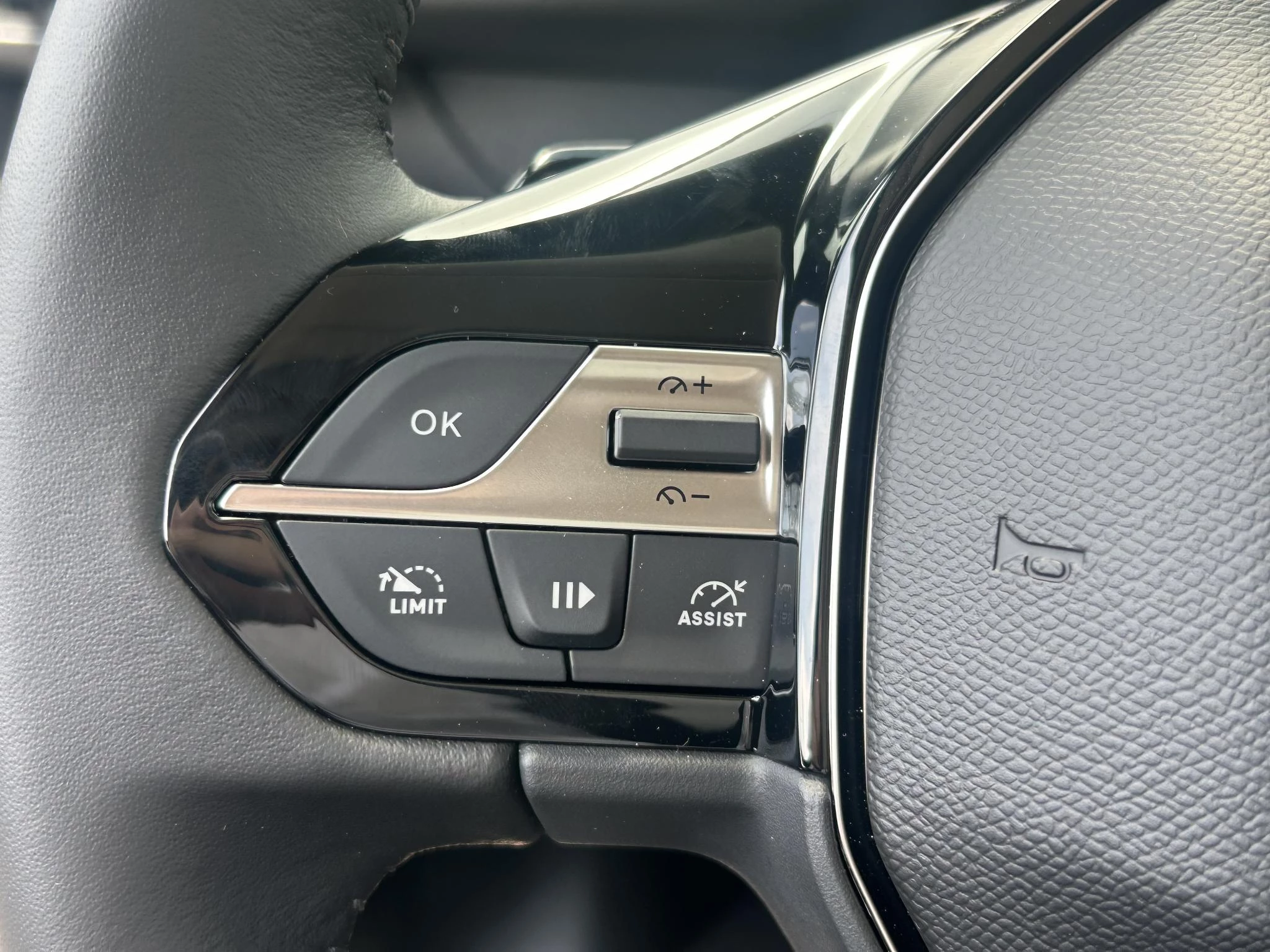 Peugeot e-Partner 136 L2 50 kWh