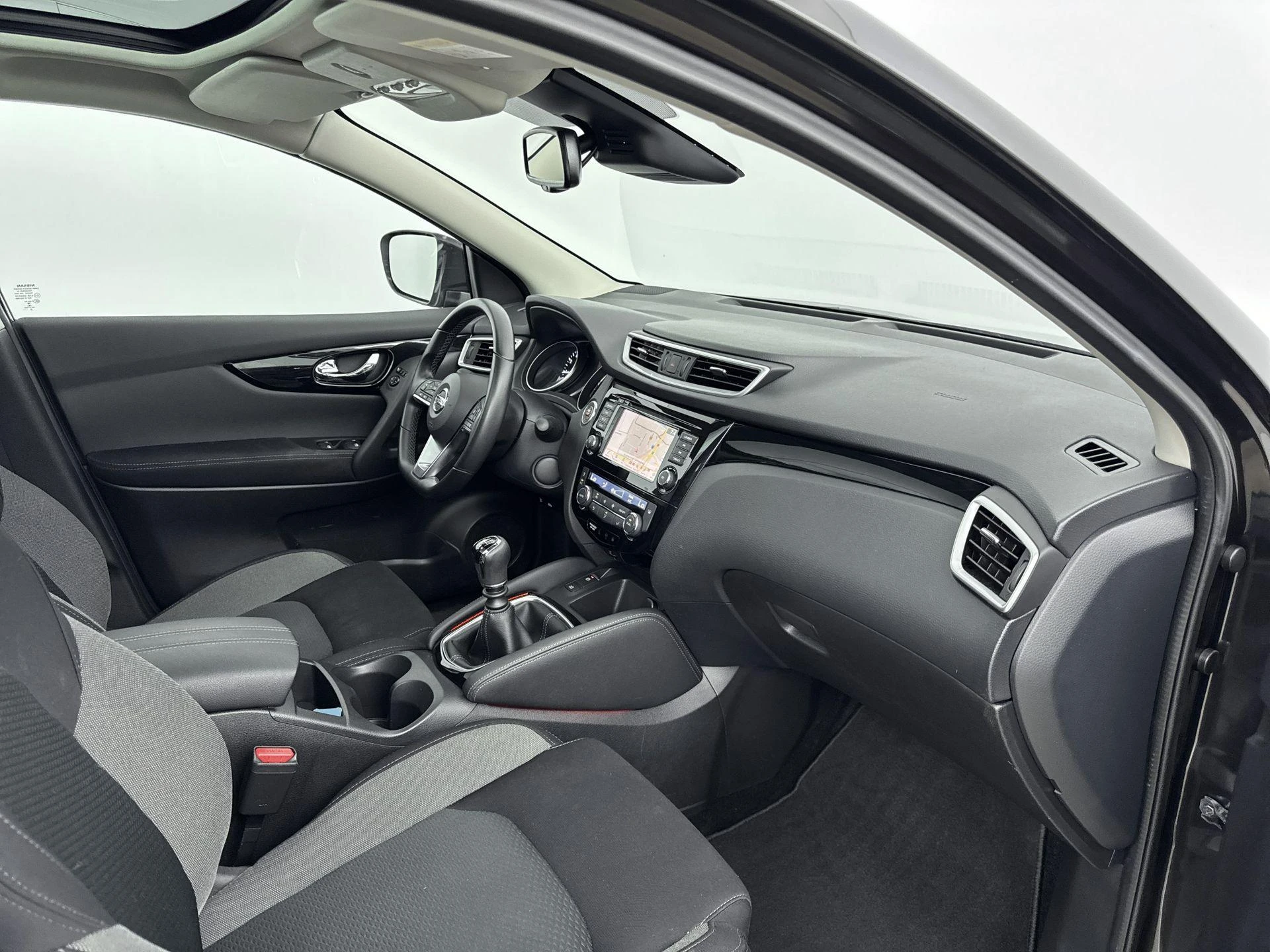 Nissan-QASHQAI-image-15