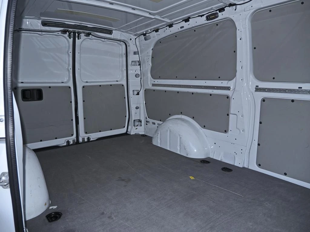 Mercedes-Benz-Vito 116-image-12
