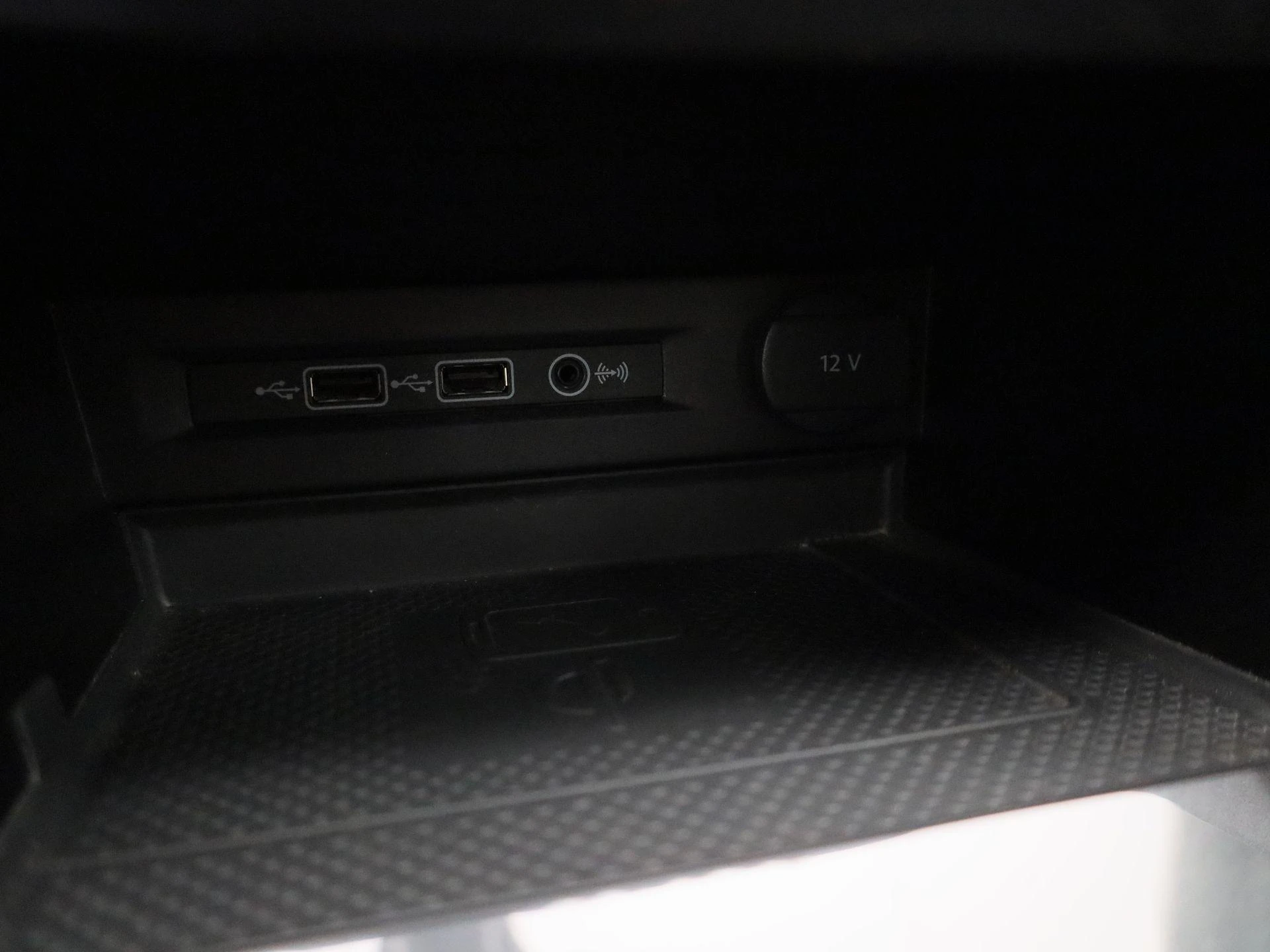 Volkswagen-Tiguan Allspace-image-25
