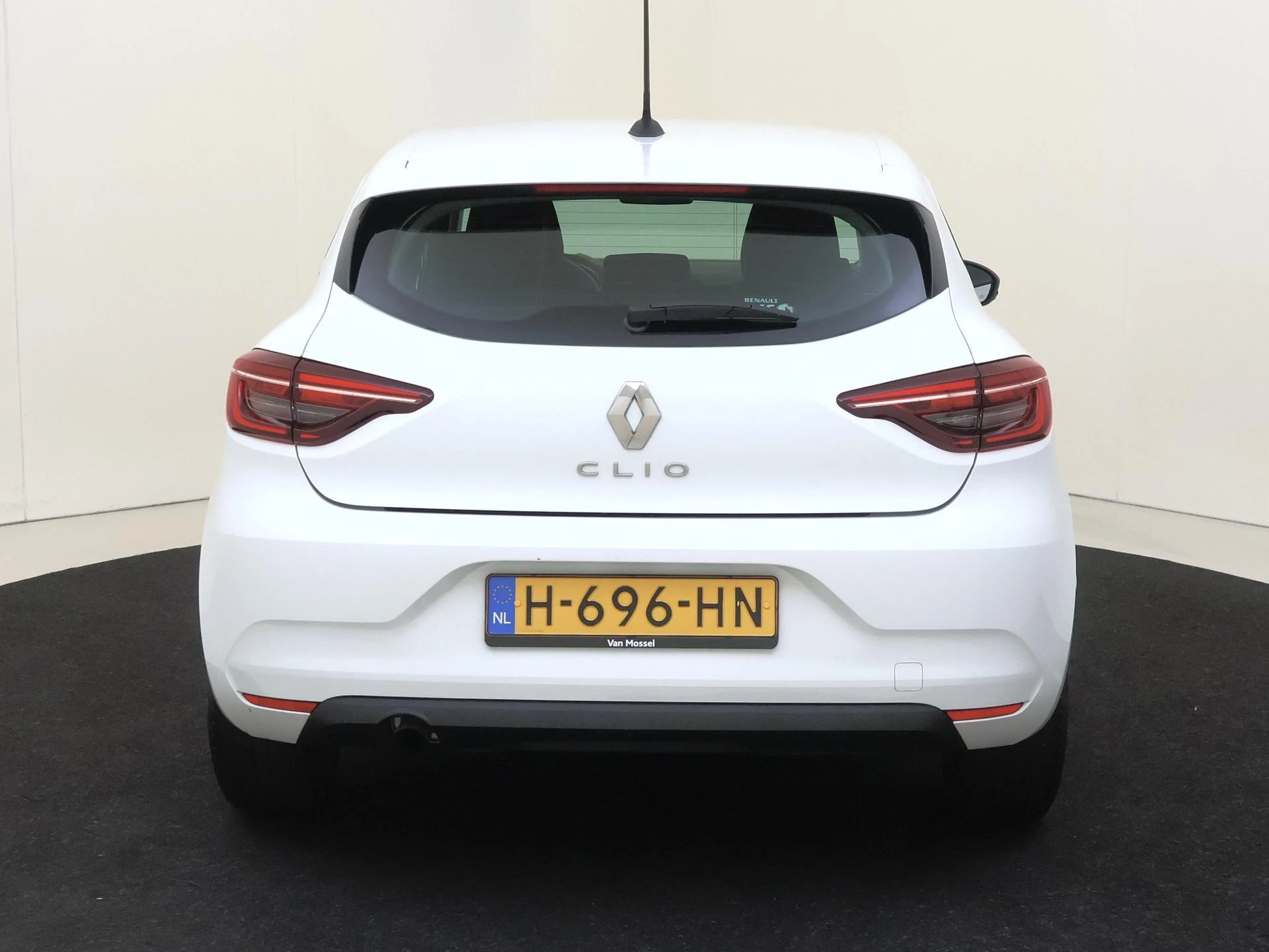Renault-Clio-image-6