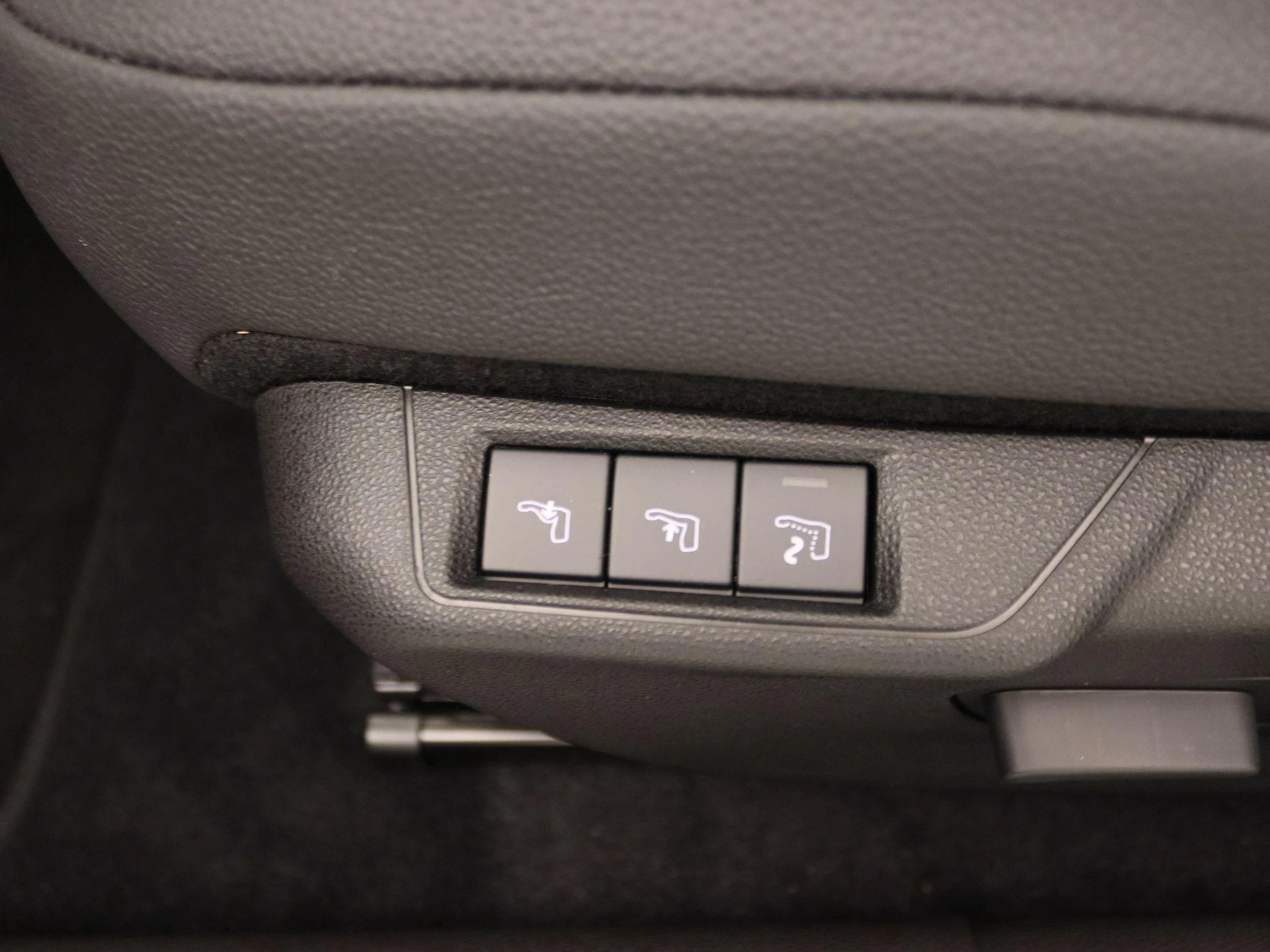 Jeep Avenger Summit 54 kWh