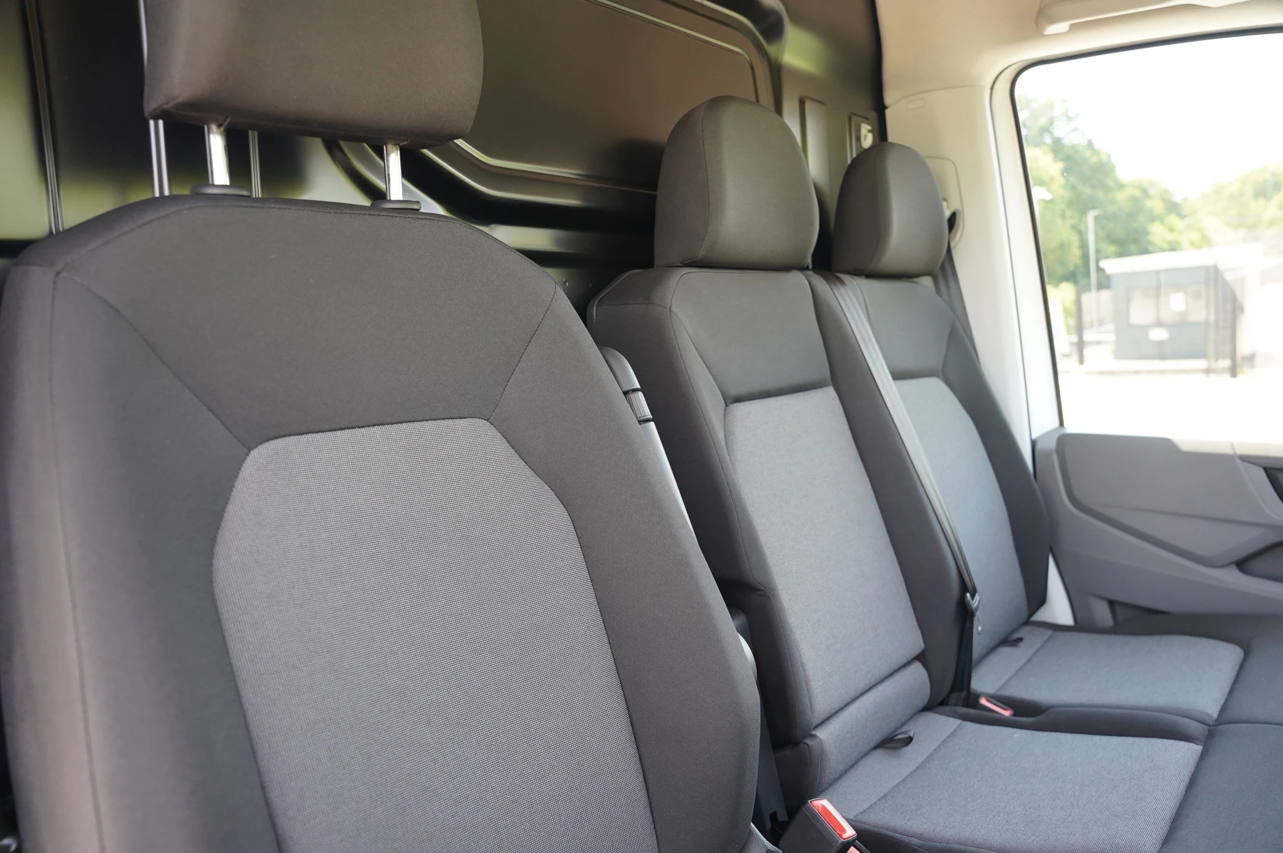 Volkswagen-Crafter-image-18