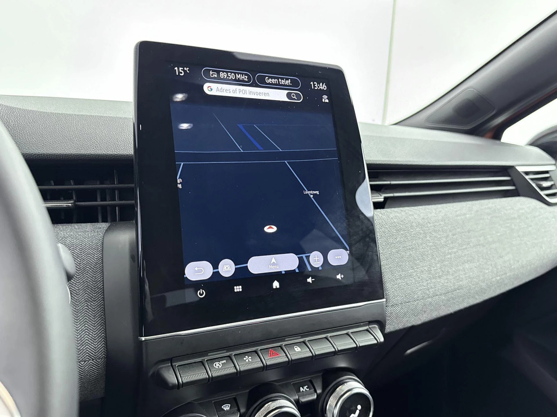 Renault-Clio-image-8