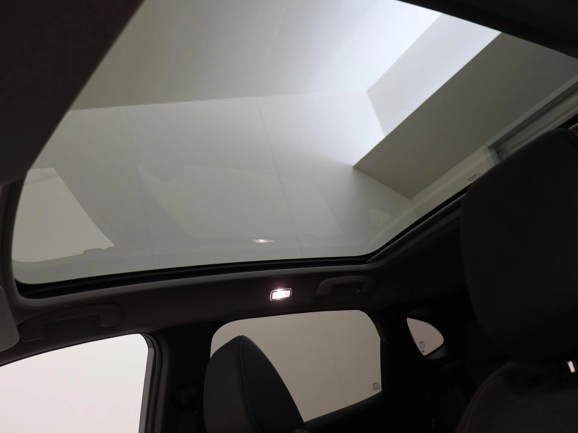 Nissan-QASHQAI-image-24