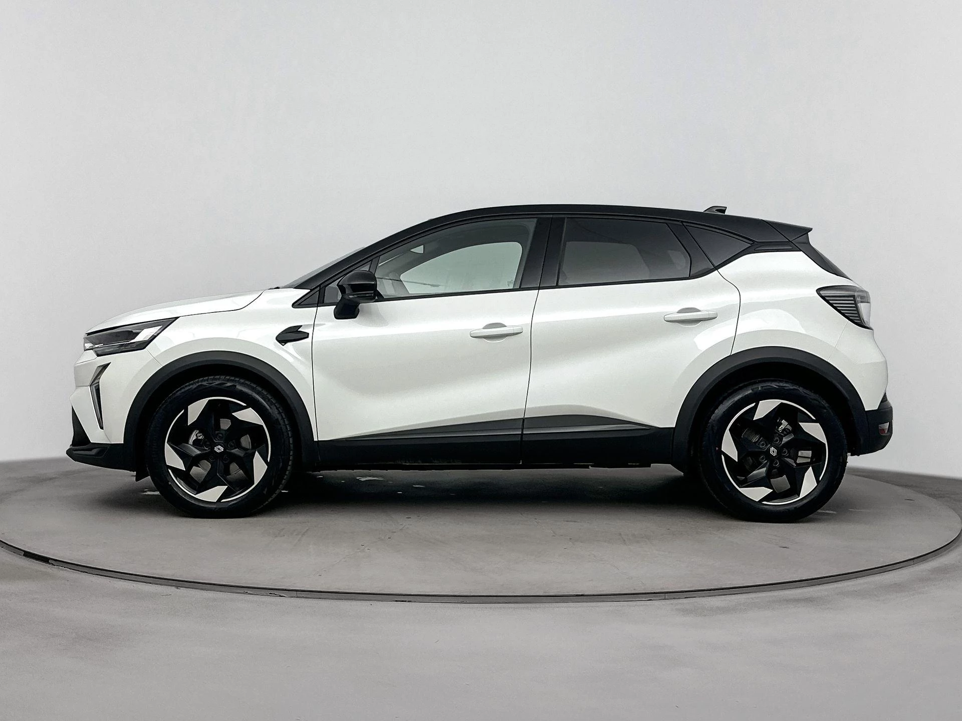 Renault-Captur-image-1