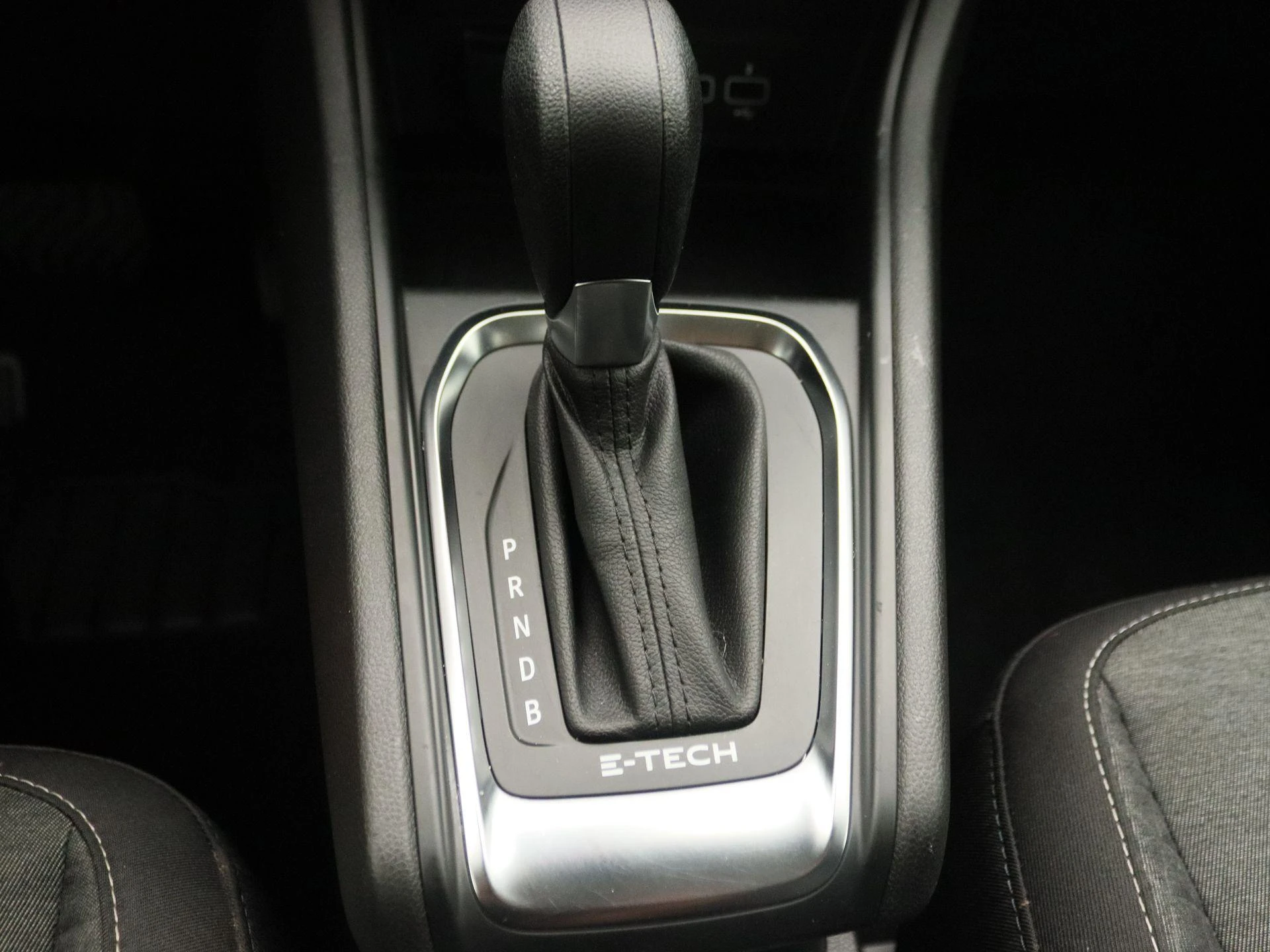 Renault-Captur-image-10