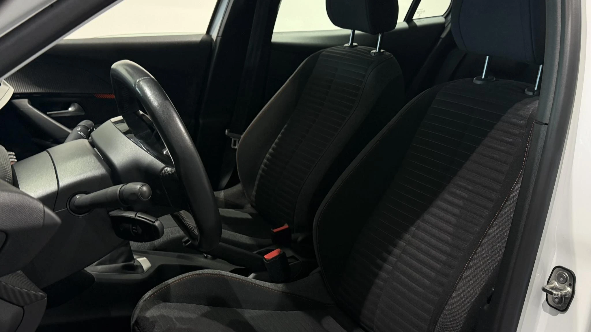 Peugeot-2008-image-6