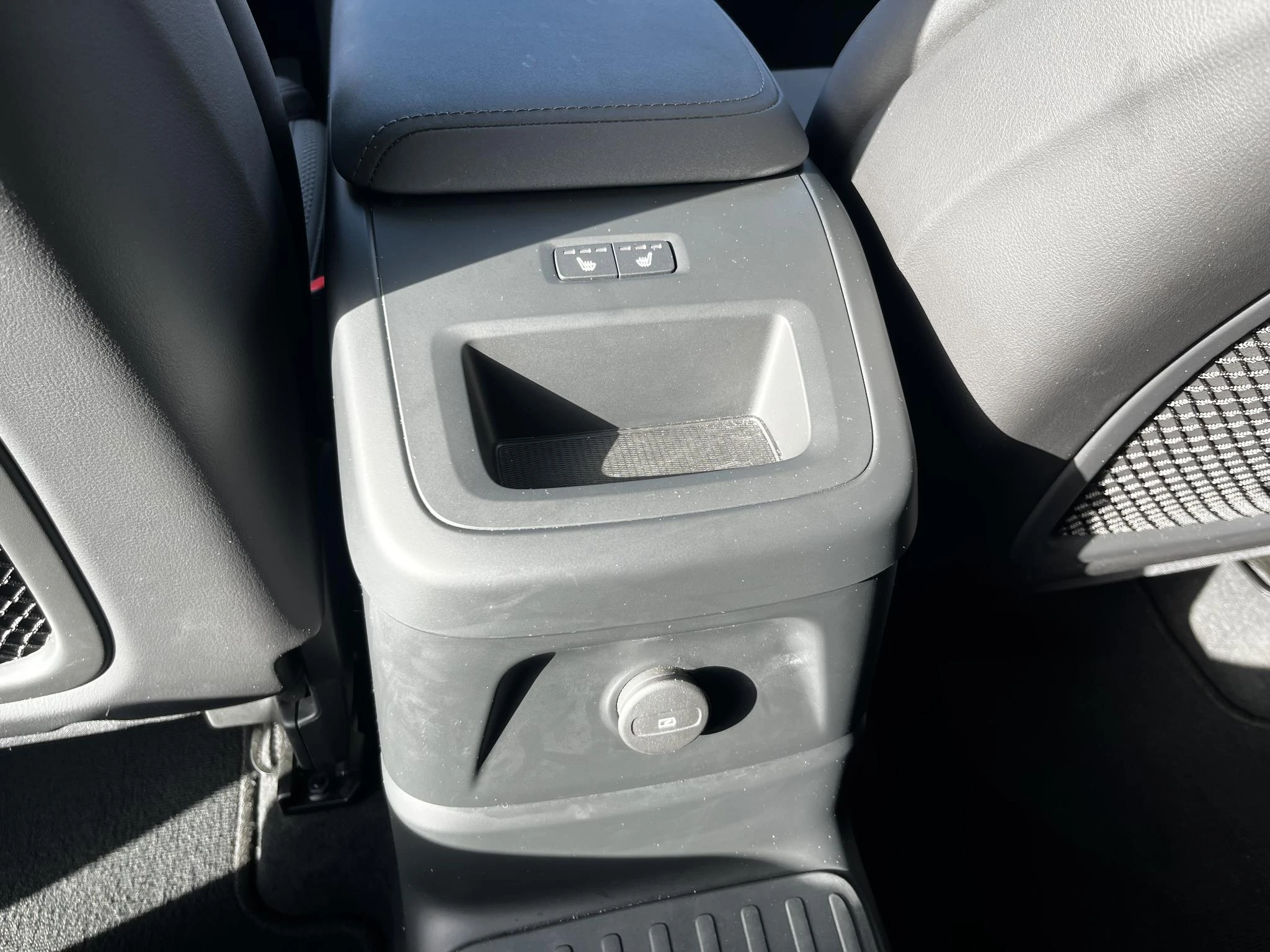 Volvo-XC60-image-9