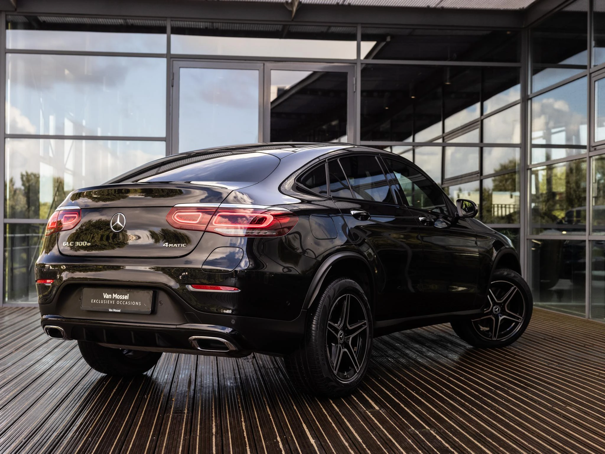 Mercedes-Benz-GLC-image-6