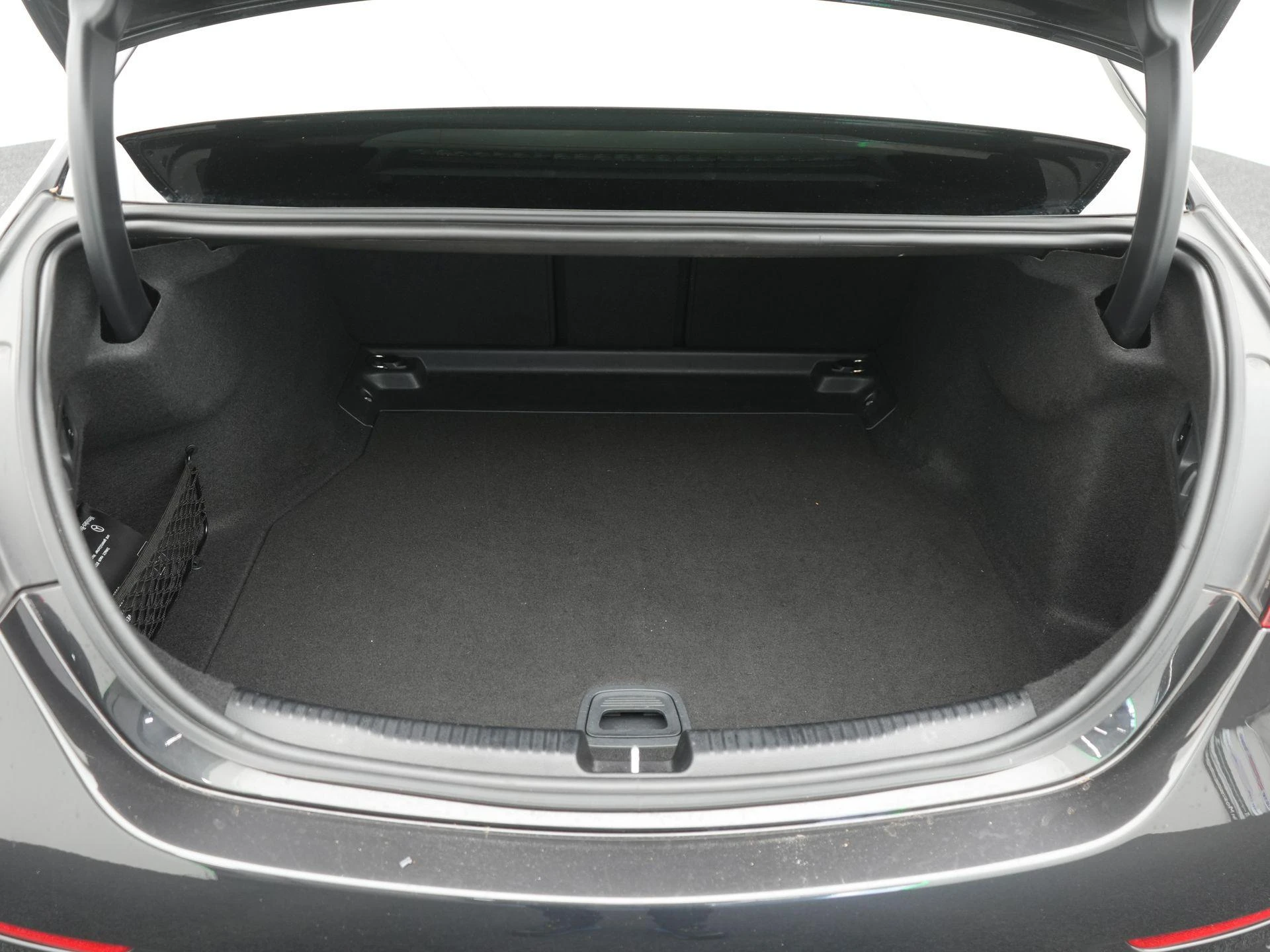 Mercedes-Benz-C-Klasse-image-42