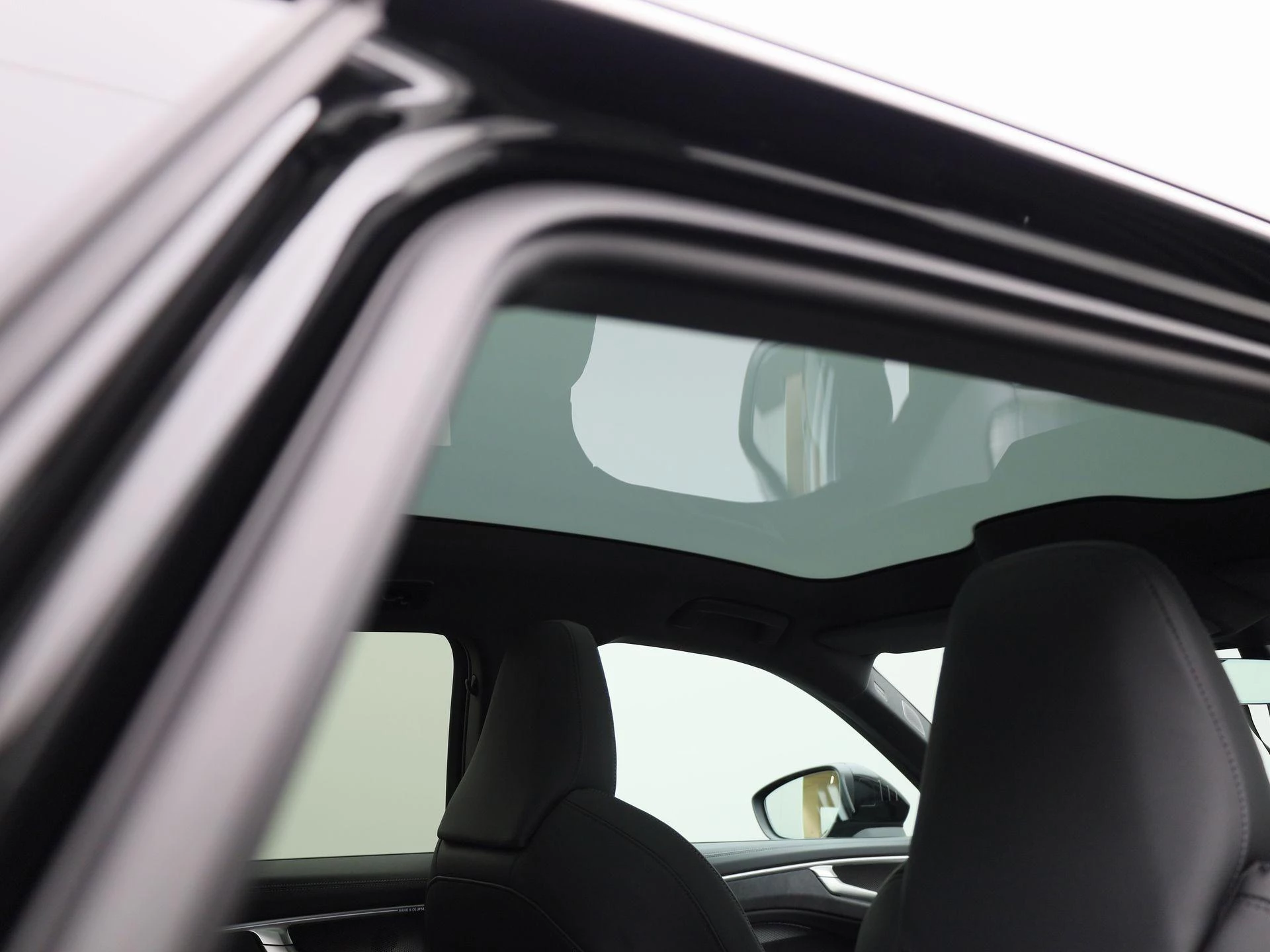 Audi A6 Avant 2.0 e-hybrid quattro S edition 299 PK