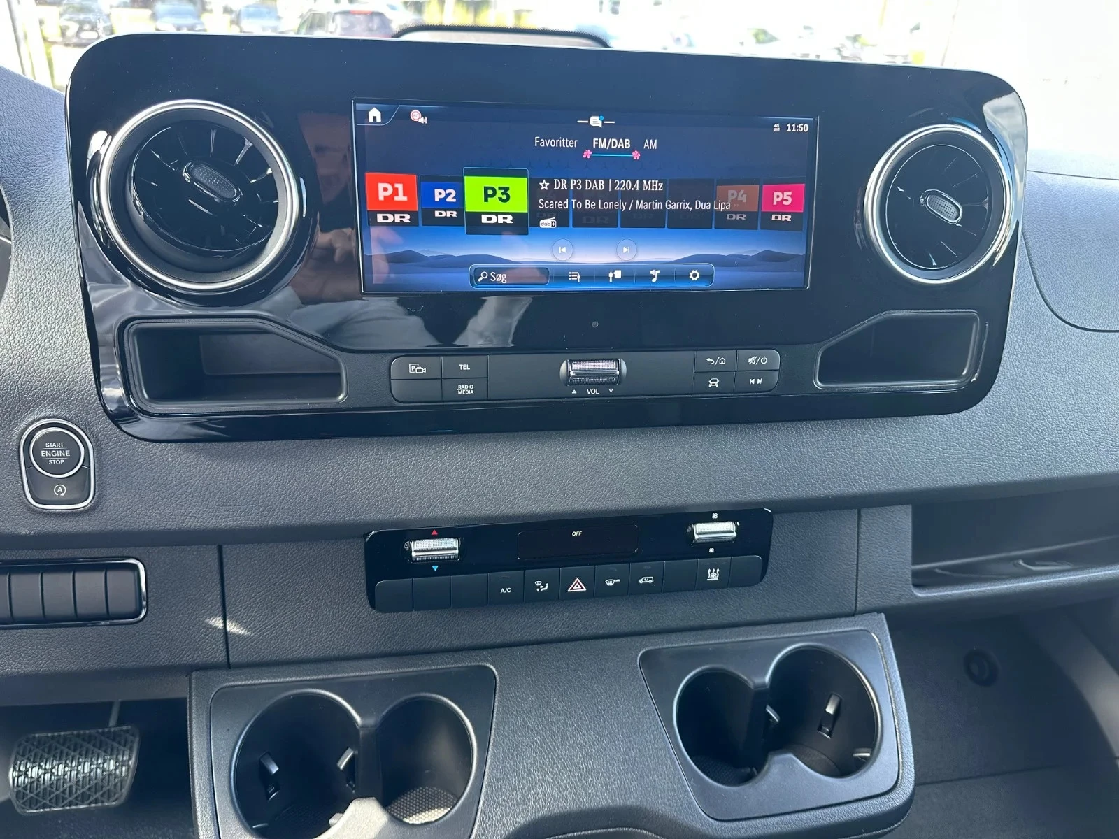 Mercedes-Benz-Sprinter-image-7