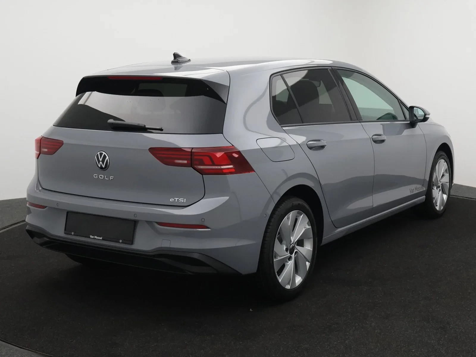 Volkswagen Golf VIII Golf Life Business 1.5eTSI 116PK AUTOMAAT * DEMO *