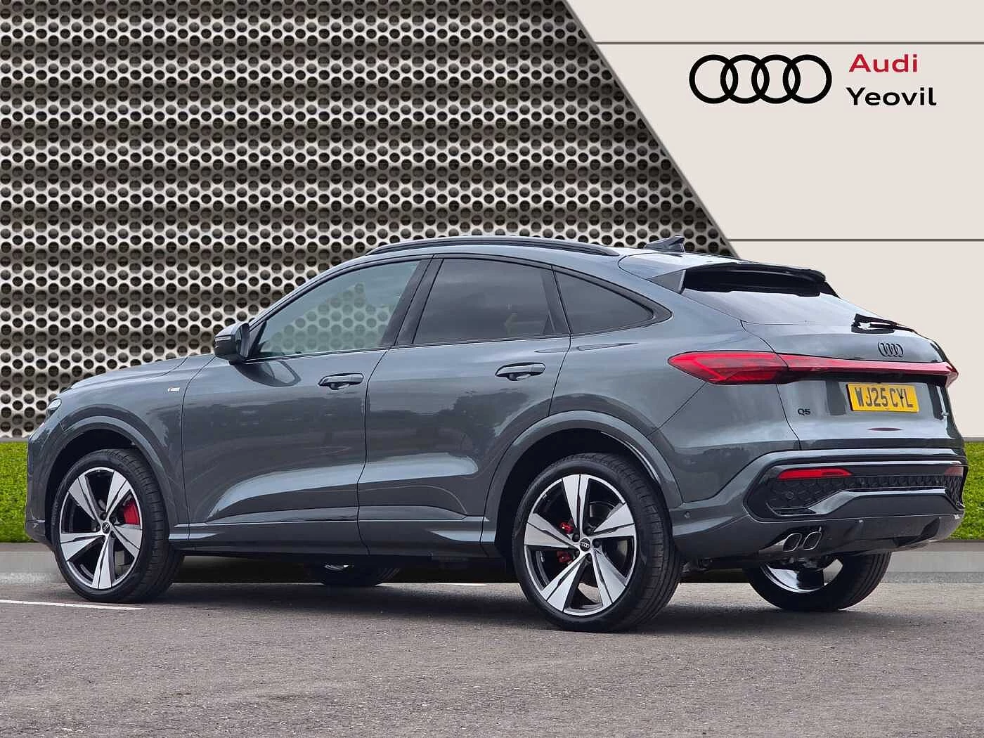 Audi-Q5-image-21