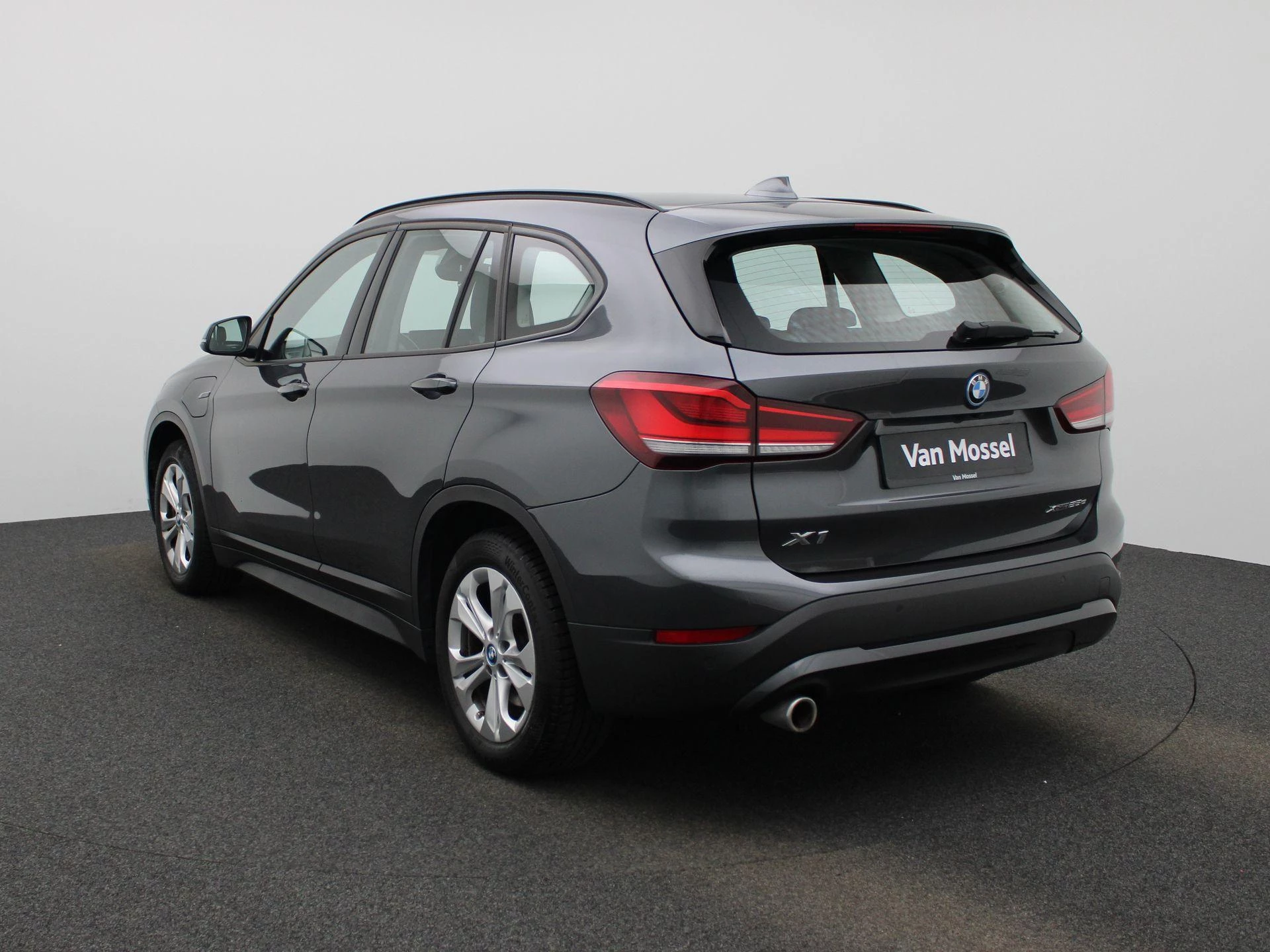 BMW X1 xDrive25e (162 kW)