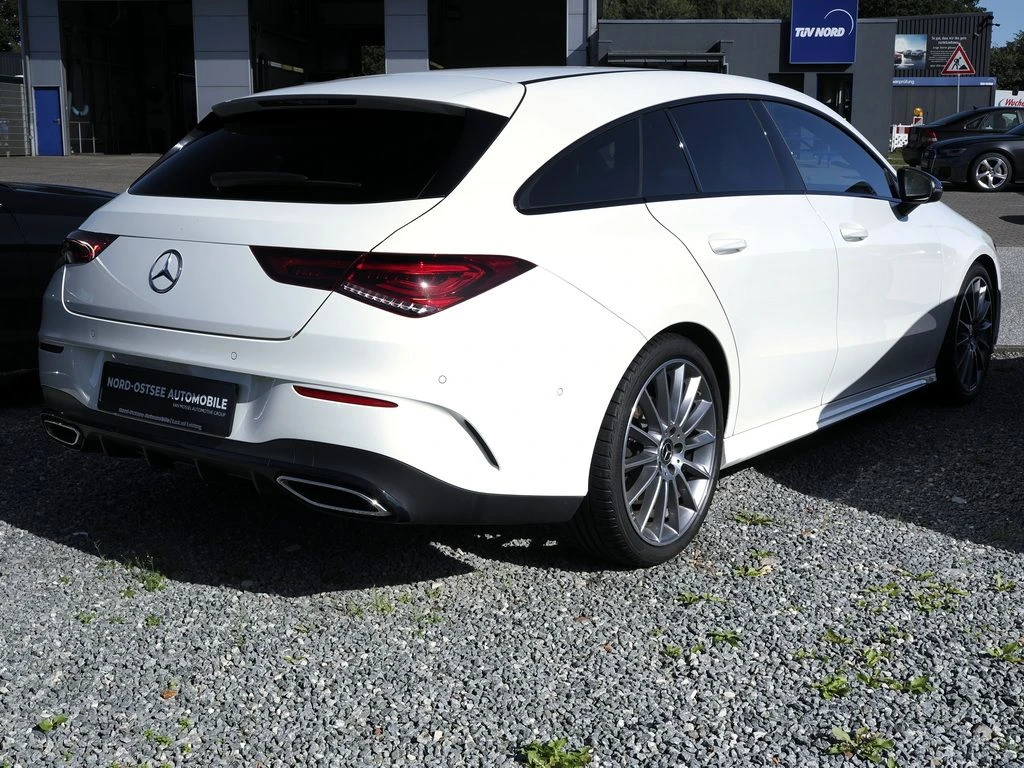 Mercedes-Benz-CLA 200 d-image-5