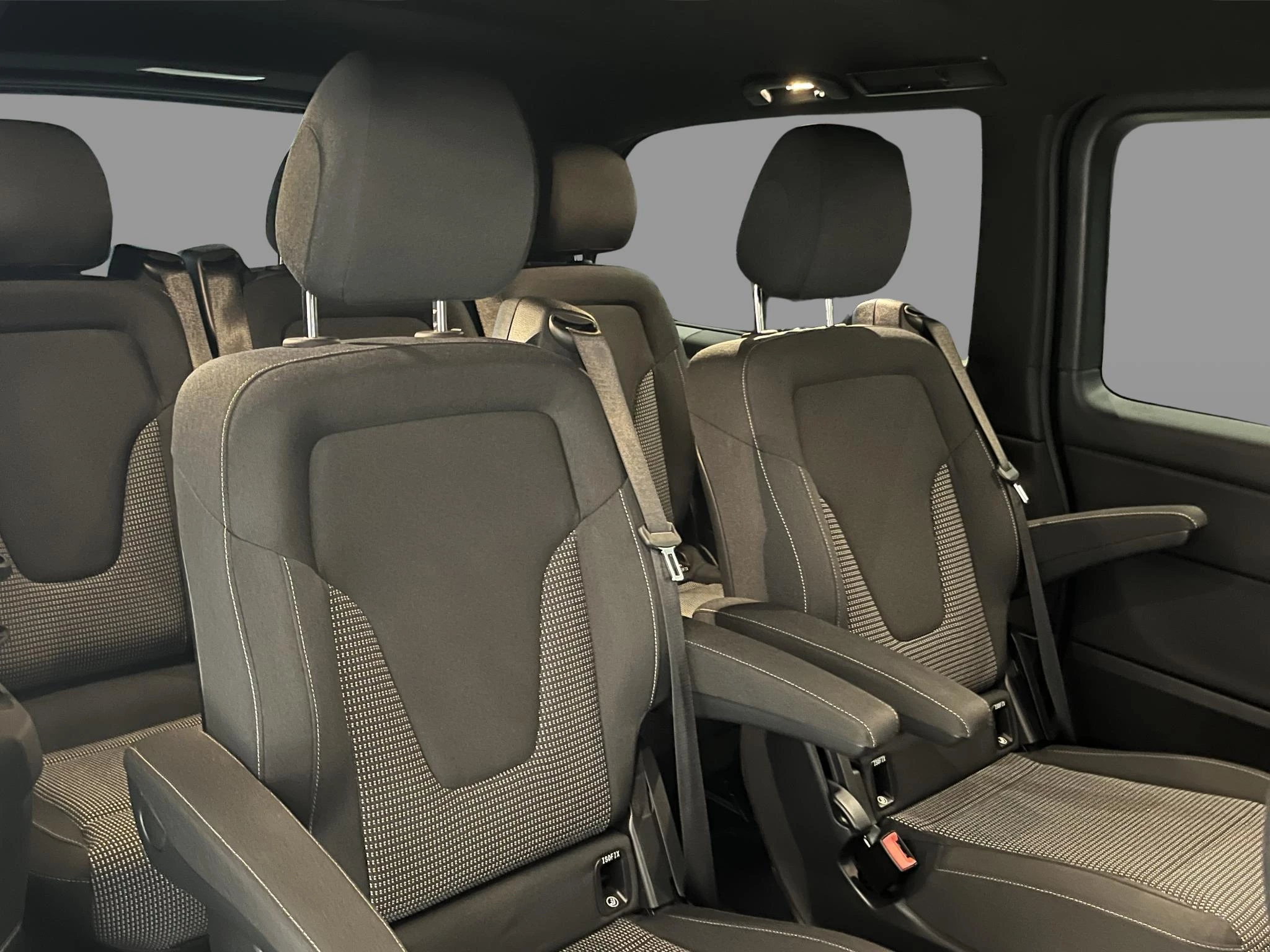 Mercedes-Benz-Classe V-image-9